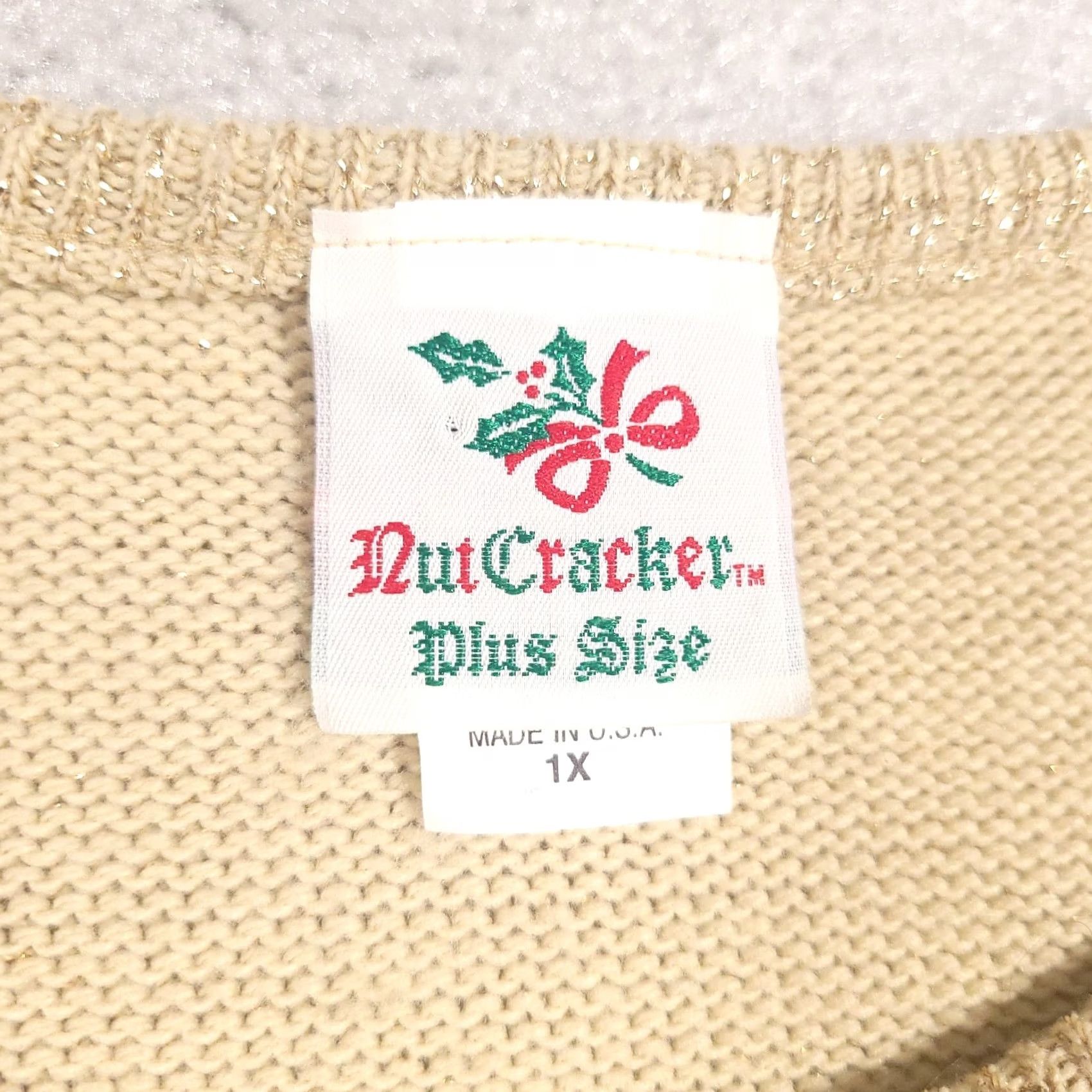 Vintage VINTAGE Nutcracker Sweater Women 1X Plus Size Short Sleeve Knit Gold Shimmer USA Vest 90s Christmas Womens Size XL / US 12-14 / IT 48-50 - 4 Thumbnail