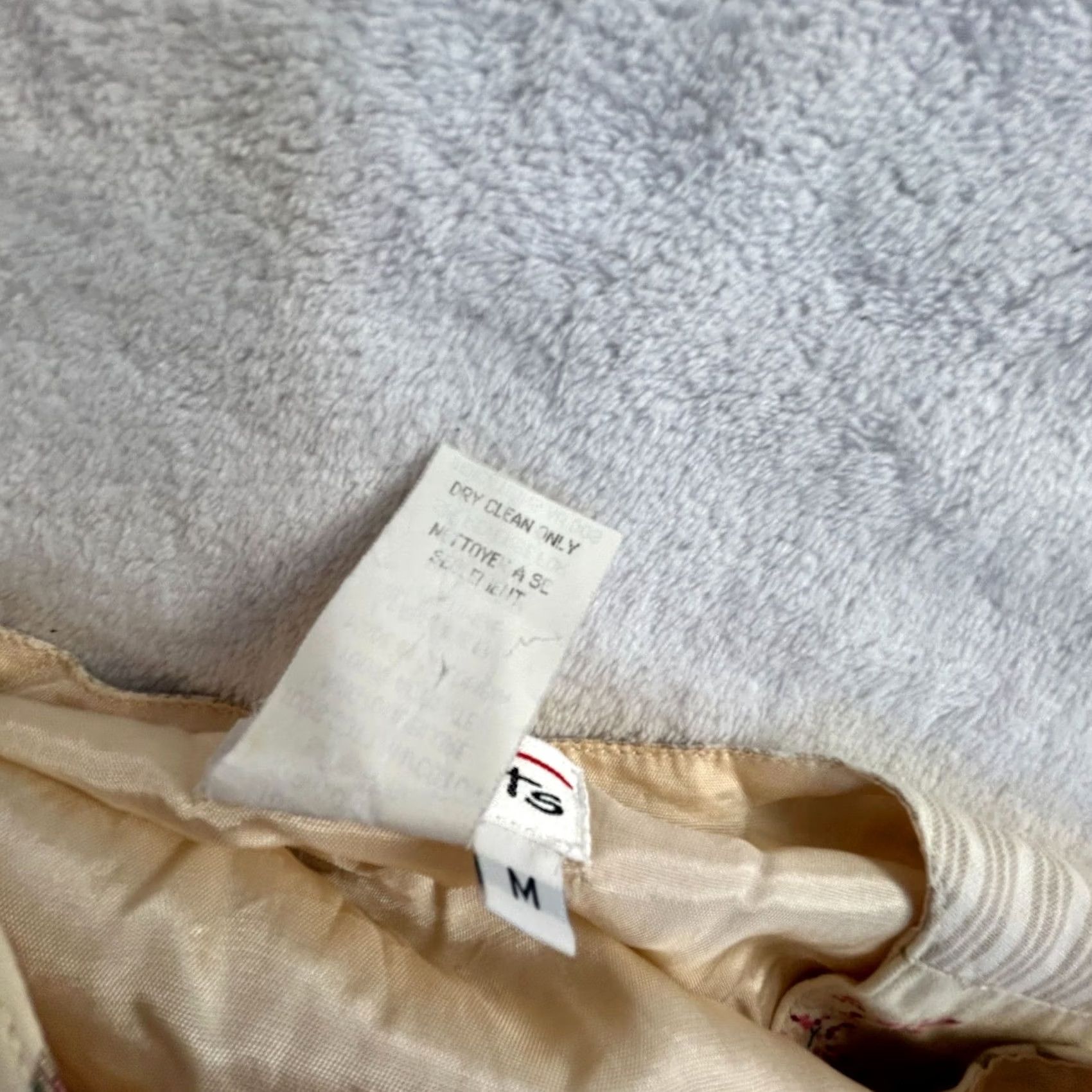 Talbots Talbots Womens V-Neck Floral Vest Medium Beige Striped Back Lightweight Pockets Size M / US 6-8 / IT 42-44 - 7 Thumbnail
