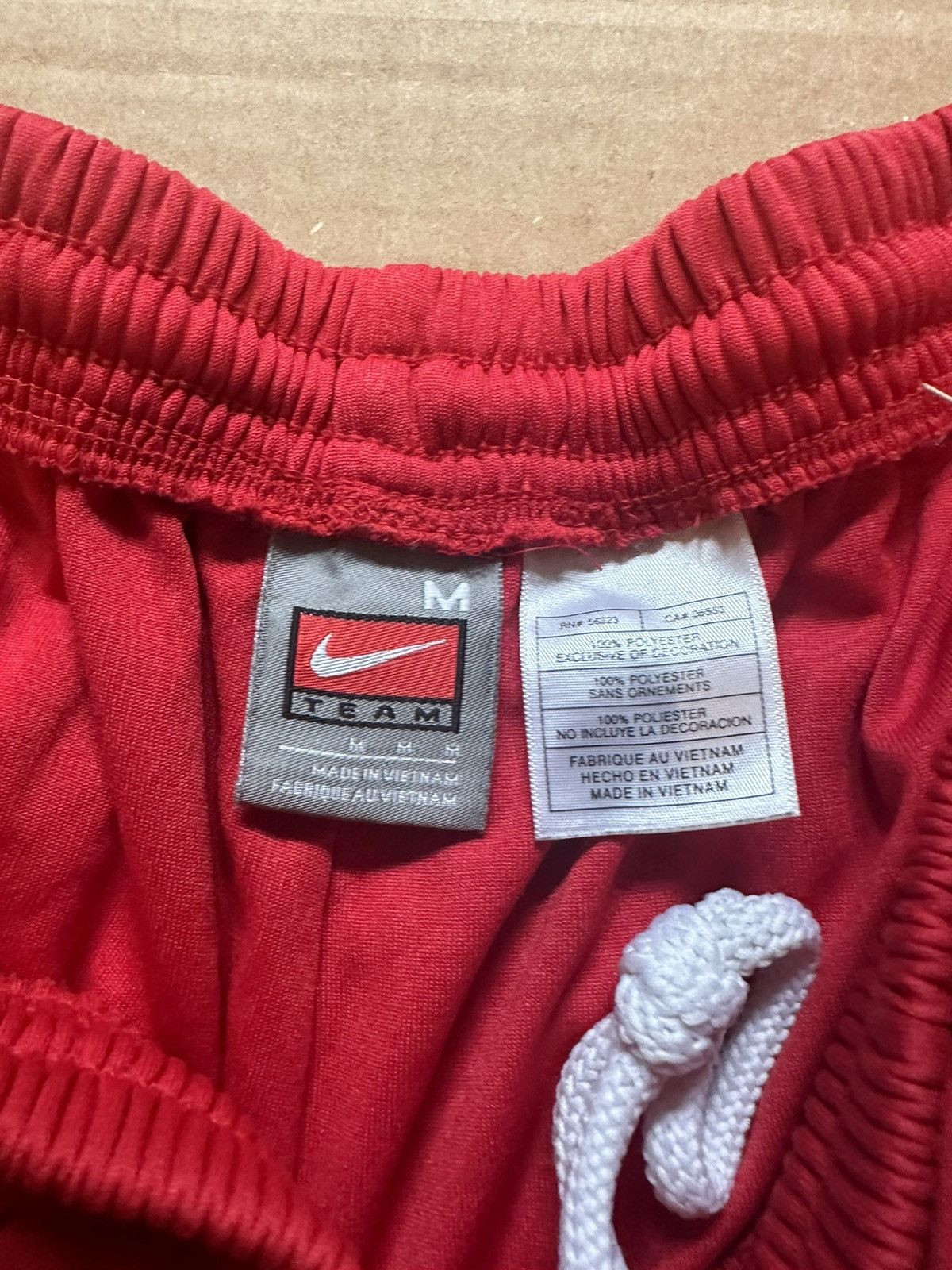 Nike × Vintage Nike vintage ‘Mater Dei’ shorts (size M) Size US 30 / EU 46 - 4 Thumbnail