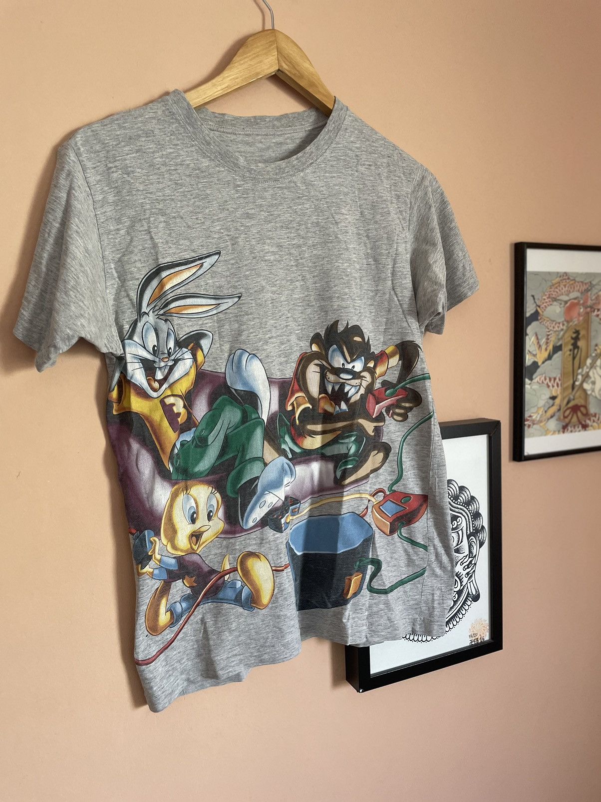 Looney Tunes Warner bros vintage gaming t-shirt
