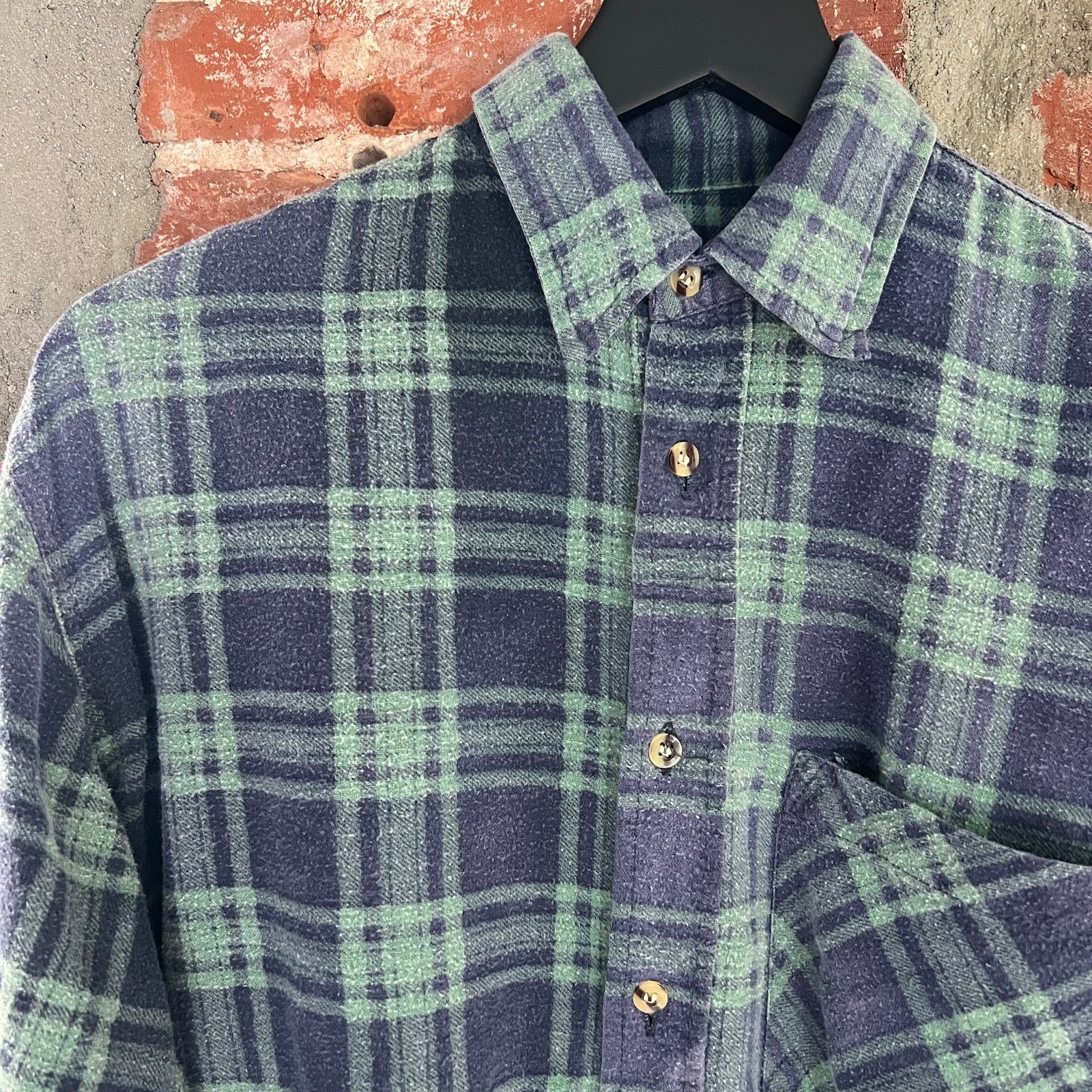 Vintage VTG Perfectly faded Blue Green Plaid Flannel Shirt Size M Size US M / EU 48-50 / 2 - 1 Thumbnail