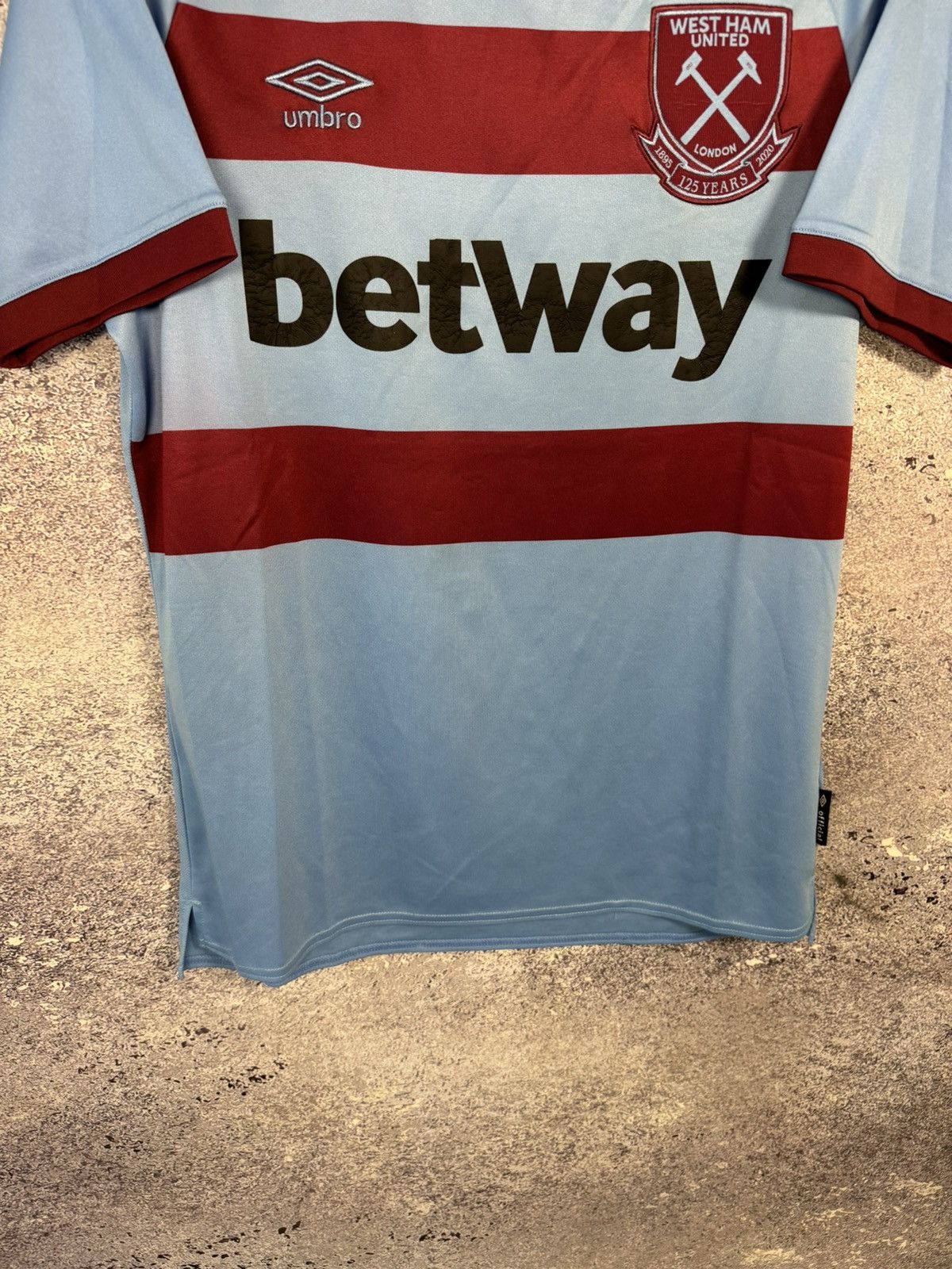 Umbro × Vintage Vintage West Ham United 2020/21 Umbro Jersey M size Size US M / EU 48-50 / 2 - 4 Thumbnail