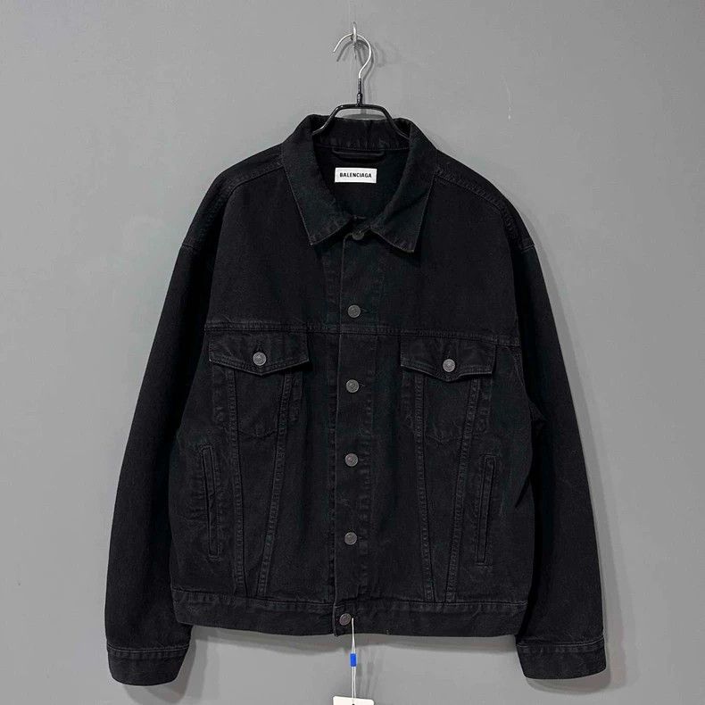 Balenciaga Balenciaga size 38 Back rhinestone logo denim jacket Size M / US 6-8 / IT 42-44 - 1 Thumbnail