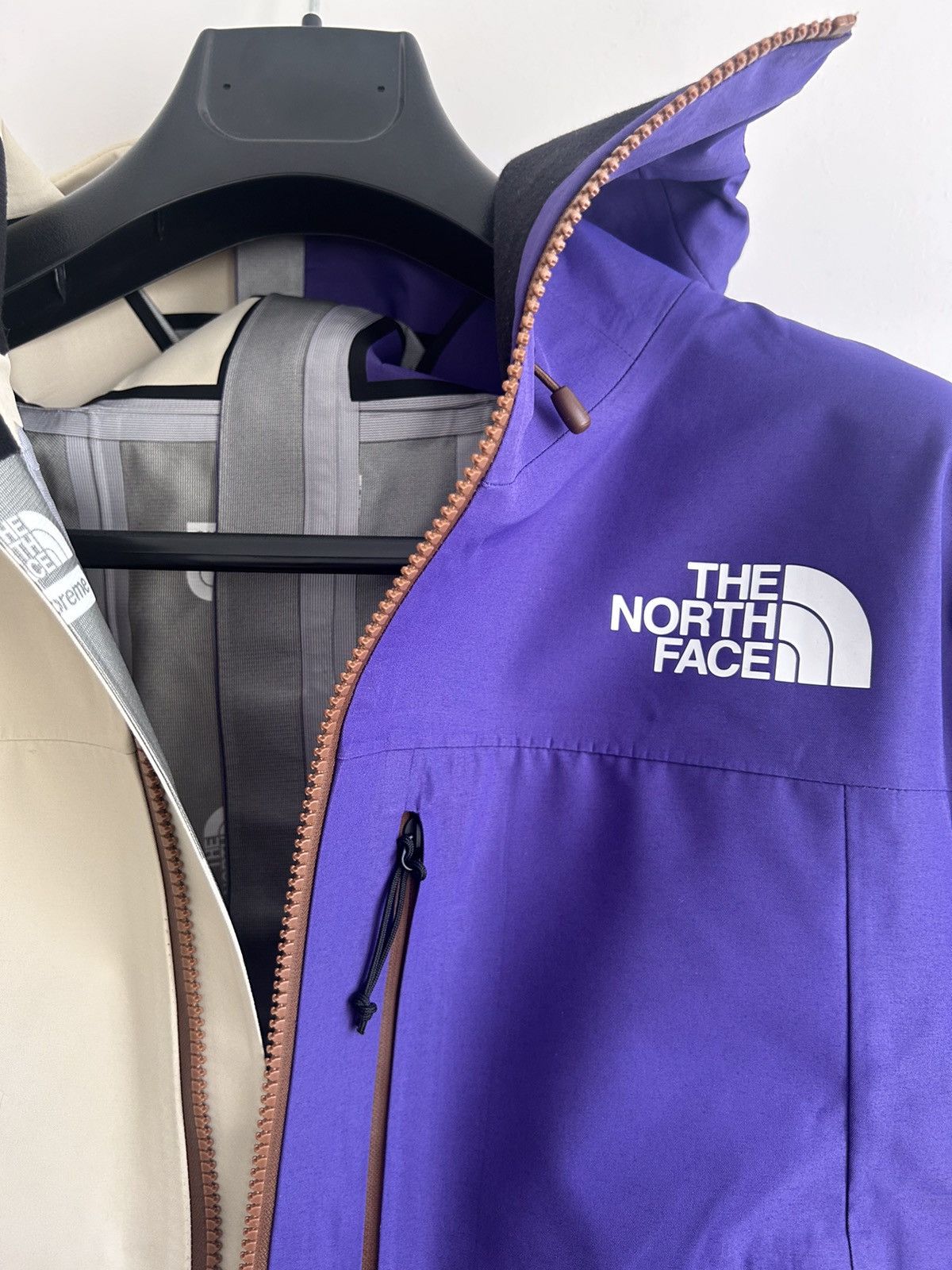 Supreme × The North Face Supreme x The North Face split jacket - goretex Size US S / EU 44-46 / 1 - 4 Thumbnail