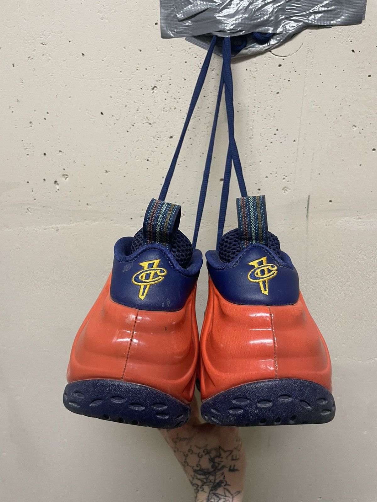 Nike Nike Air Foamposite One Blue Void Rugged Orange Size US 10.5 / EU 43-44 - 4 Thumbnail