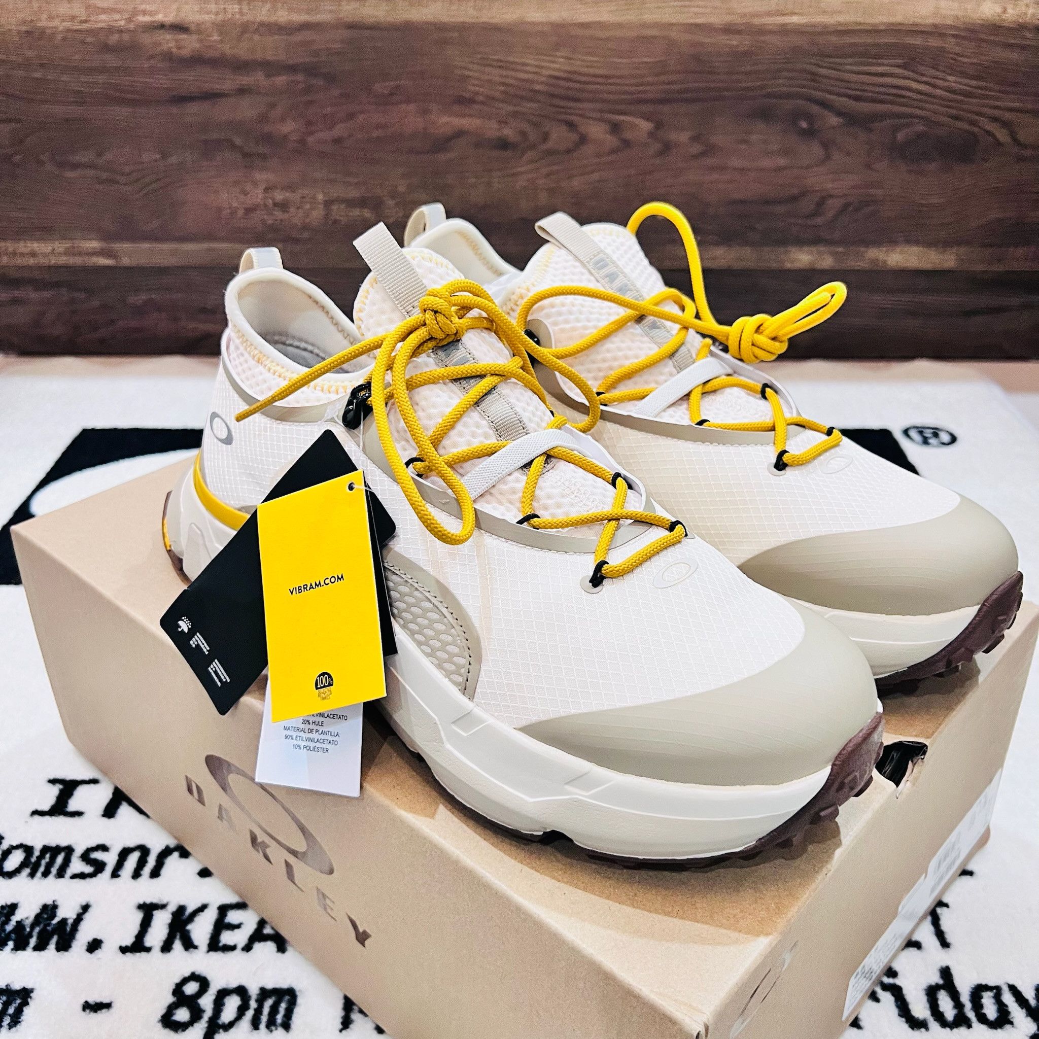 Oakley Oakley Light Shield Yellow Waterproof Vibram Sole Sneakers Size US 10 / EU 43 - 2 Thumbnail