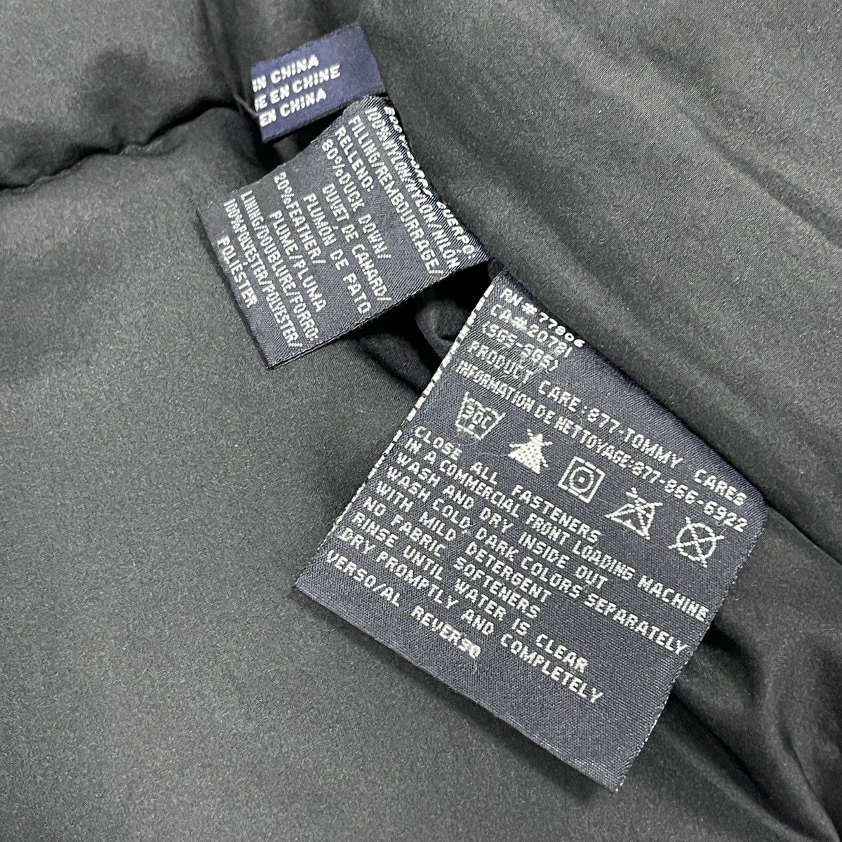Tommy Hilfiger × Vintage Vintage Tommy Hilfiger Puffer Down Jacket Size L Size US L / EU 52-54 / 3 - 17 Thumbnail