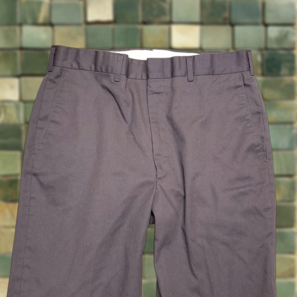 Haggar VINTAGE Haggar Pants Mens 32x32 Gray Flat Front Twill Cotton Dacron Made in USA Size US 32 / EU 48 - 1 Thumbnail