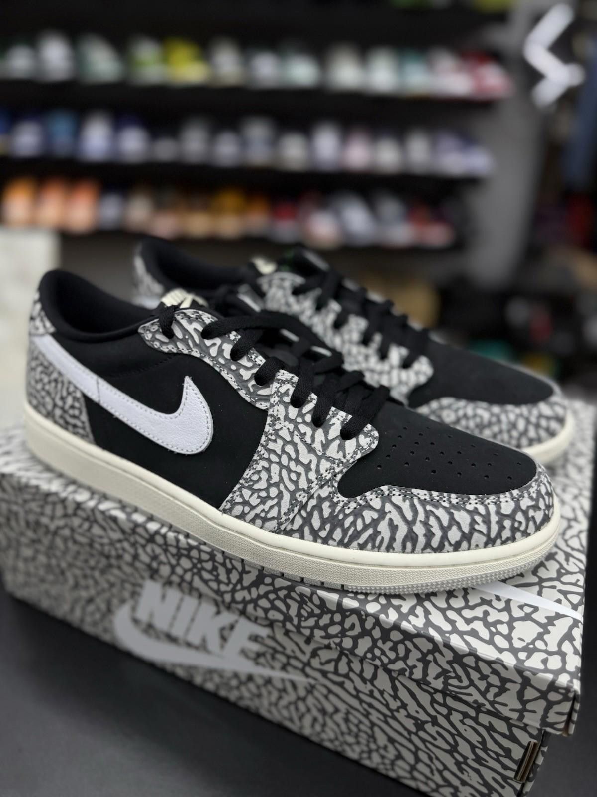 Jordan Brand Air Jordan 1 Retro OG Low Black Cement Size 13 CZ0790-001 Size US 13 / EU 46 - 2 Thumbnail