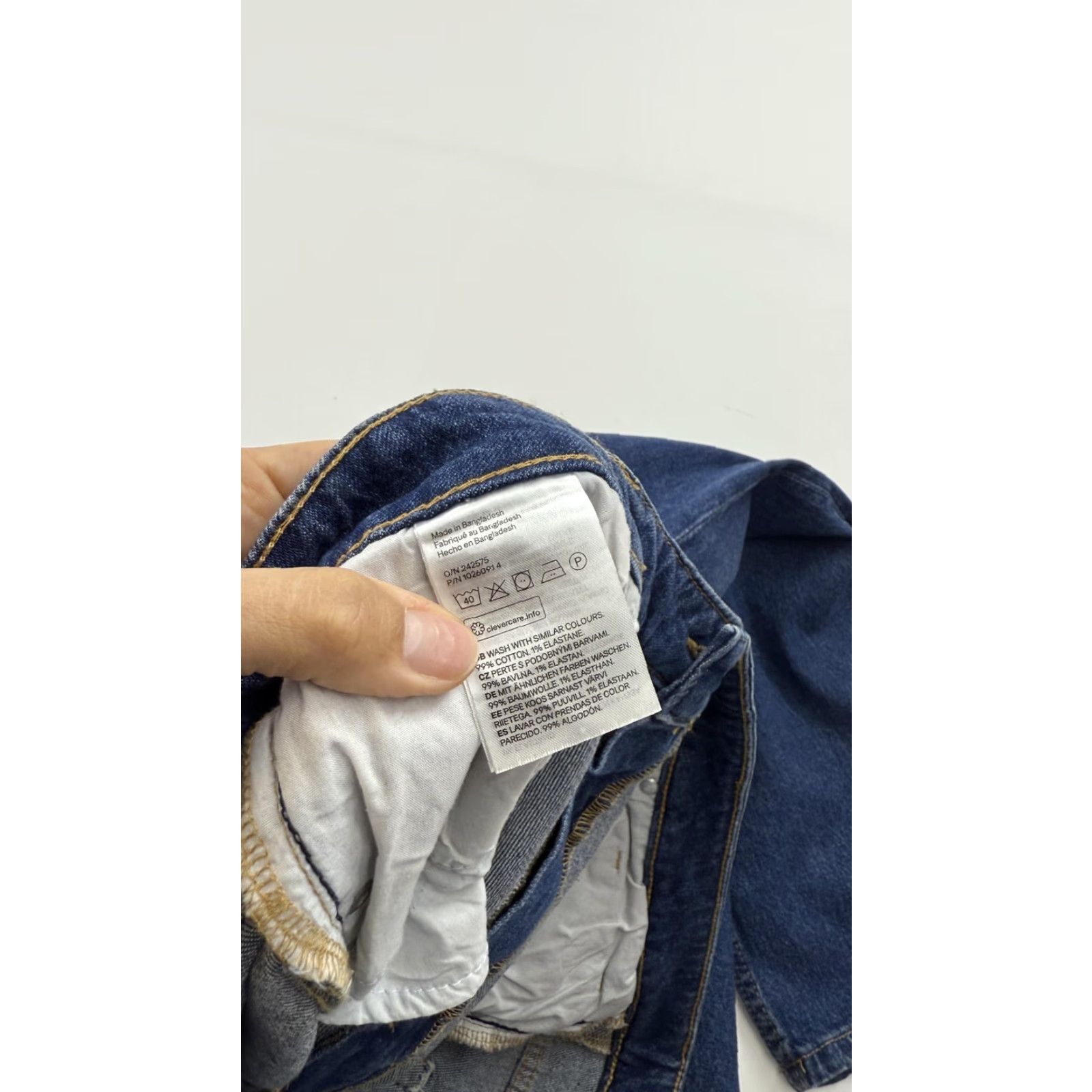 H&M VINTAGE H&M Jeans Womens 18 Blue Straight High Waist Denim Stretch 99% Cotton Size 40" / US 18 - 3 Thumbnail