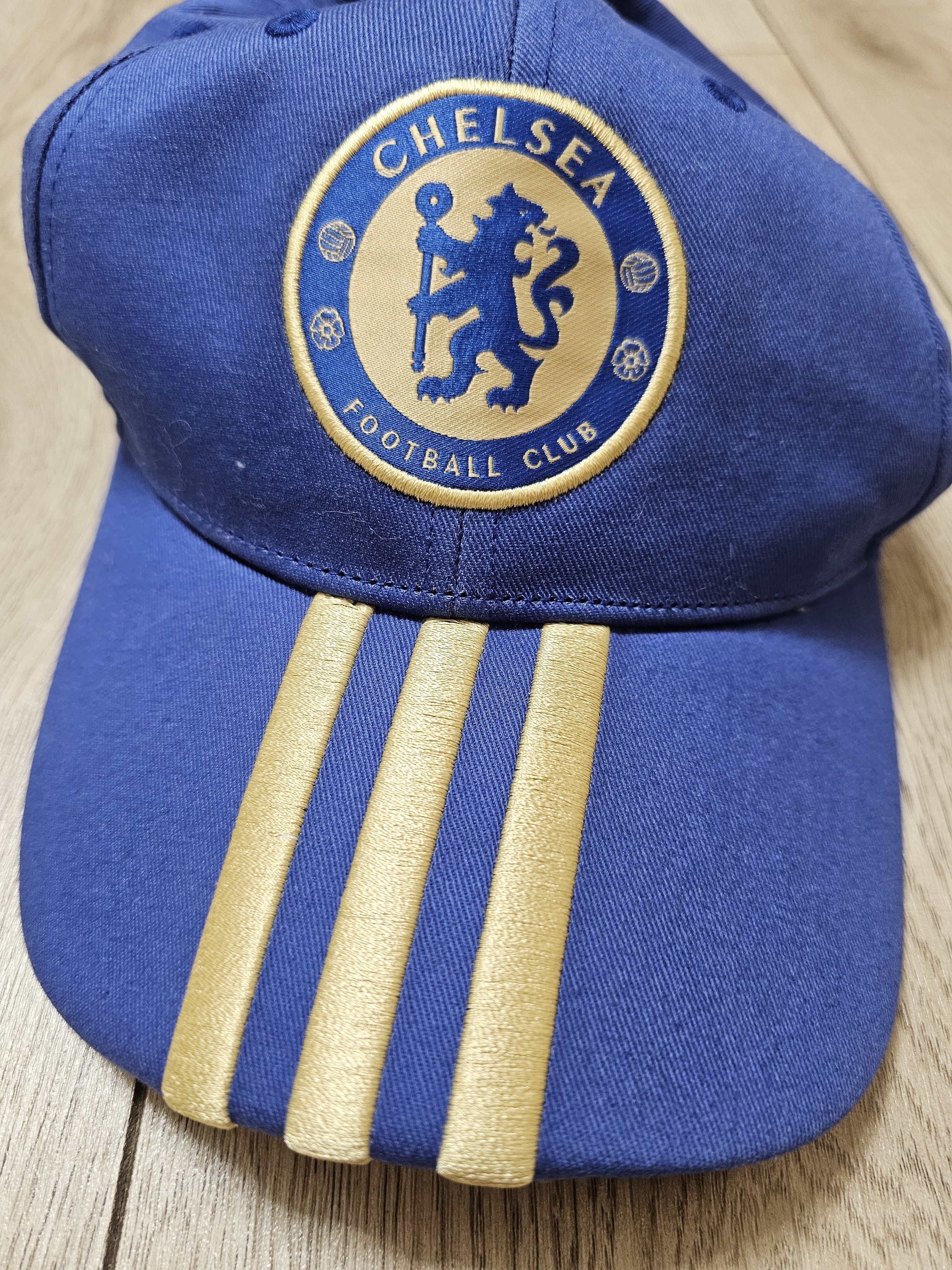 Adidas CHELSEA 2012 CAP FOOTBALL CAP SOCCER CAP RARE Size ONE SIZE - 4 Thumbnail