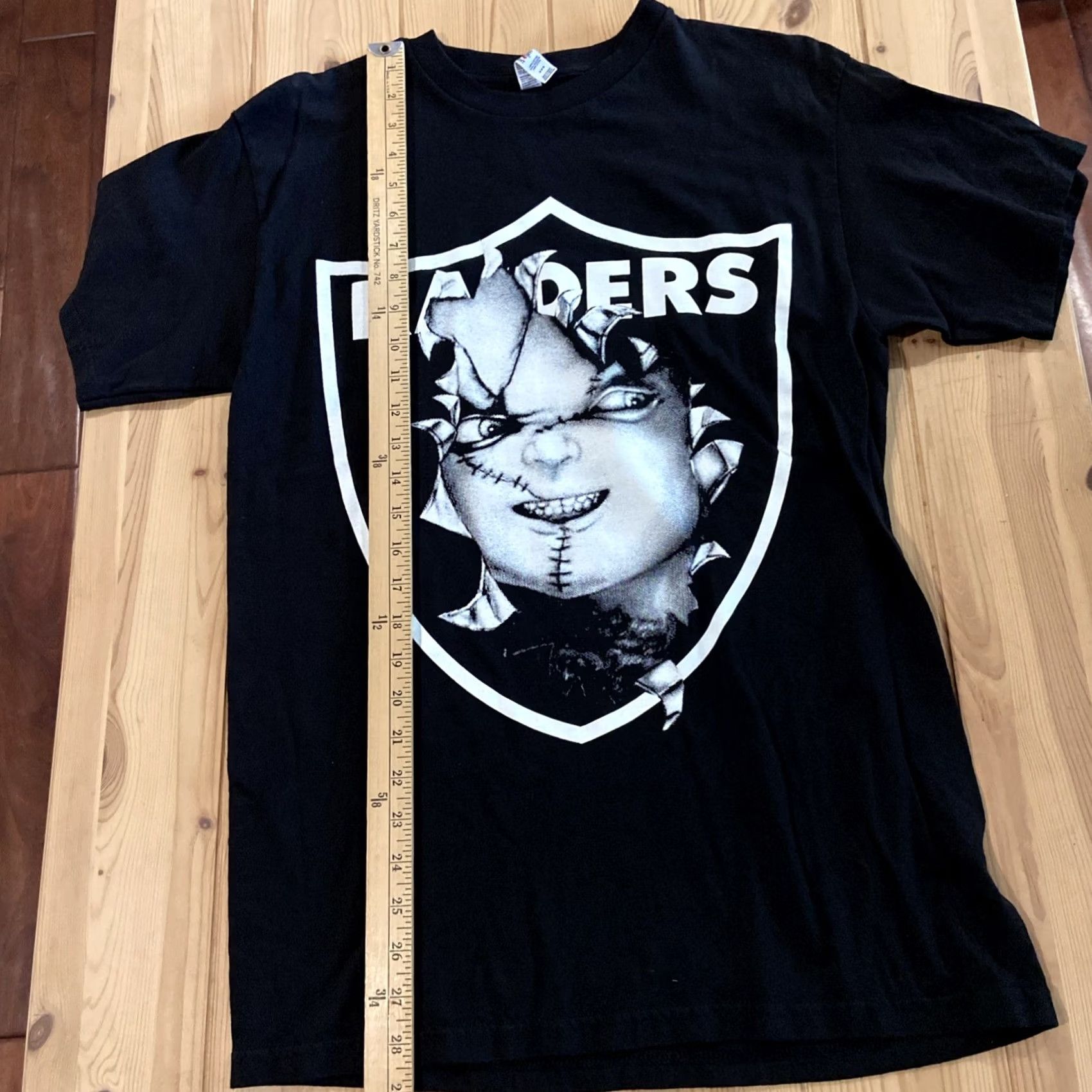 Vintage VINTAGE Raiders Chucky Shirt Medium Nation Las Vegas Los Angeles Tee Mens NFL Football Dark Black Delta Soft Regular Size M Size US M / EU 48-50 / 2 - 4 Thumbnail