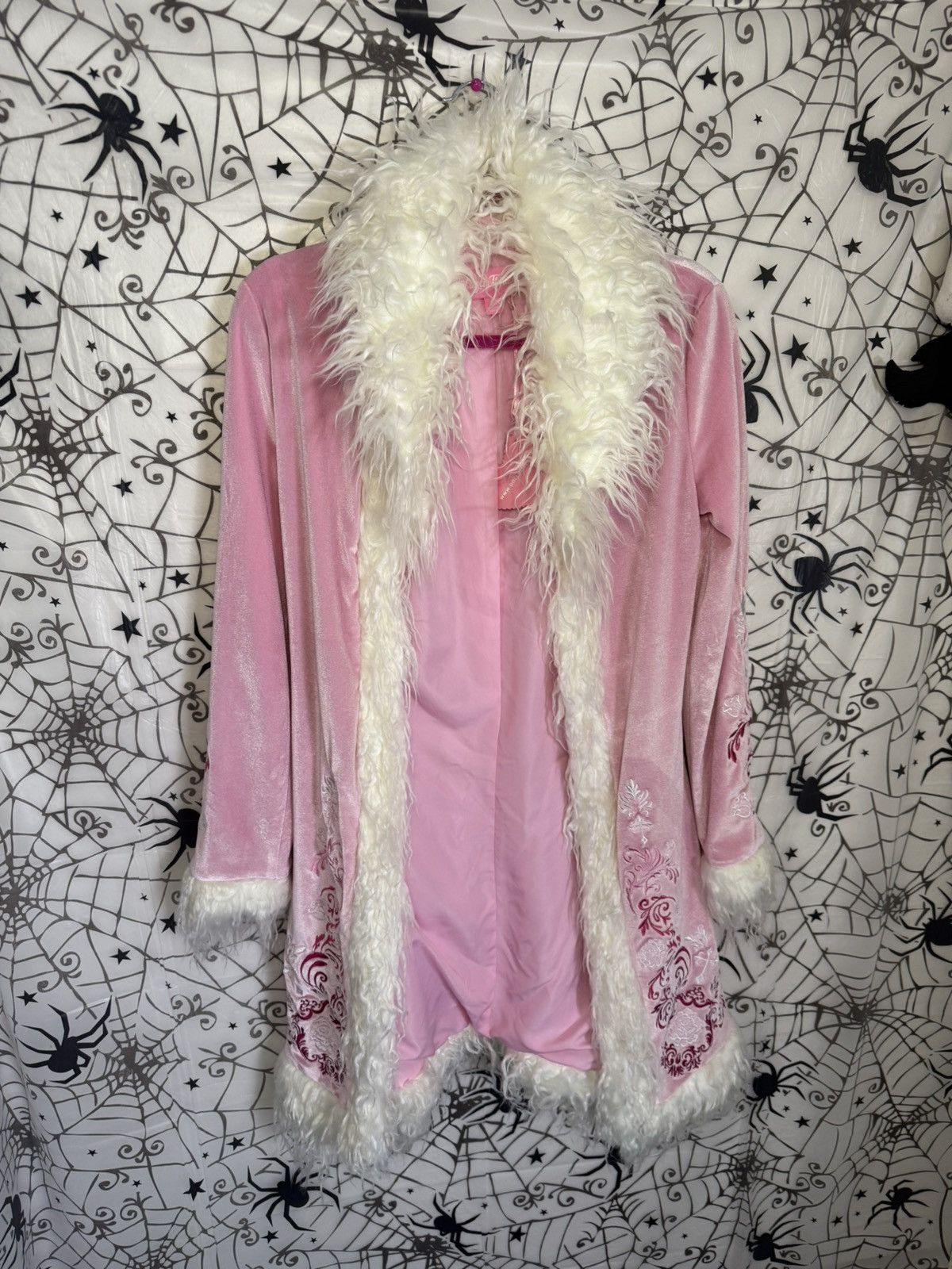 Dolls Kill Dolls Kill Sugar Thrillz Brand new with tag Pink velvet robe Size S / US 4 / IT 40 - 1 Thumbnail