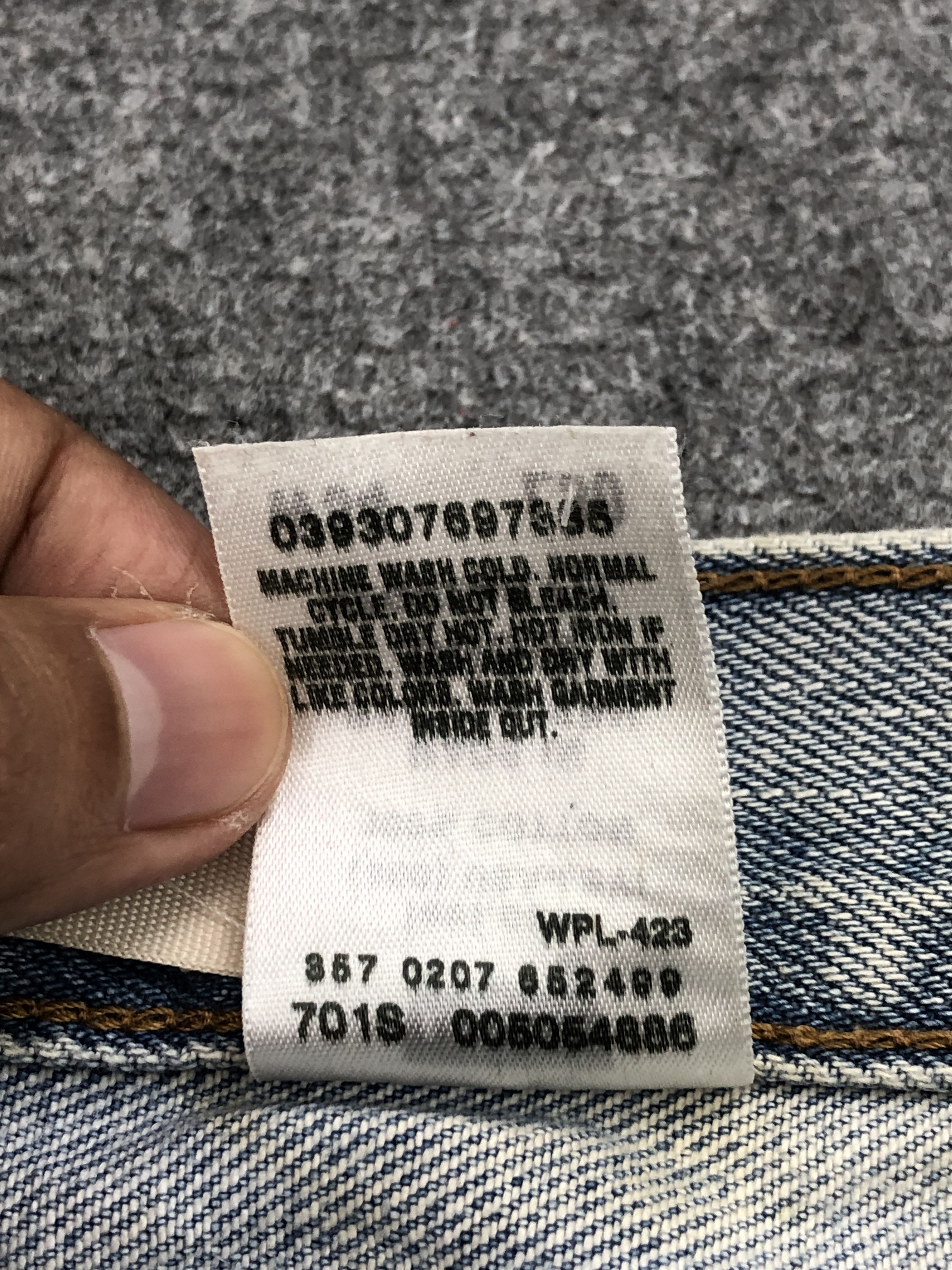 Levi's × Vintage Vintage Levis 505 Light Washed Denim Jeans Size US 33 - 8 Thumbnail