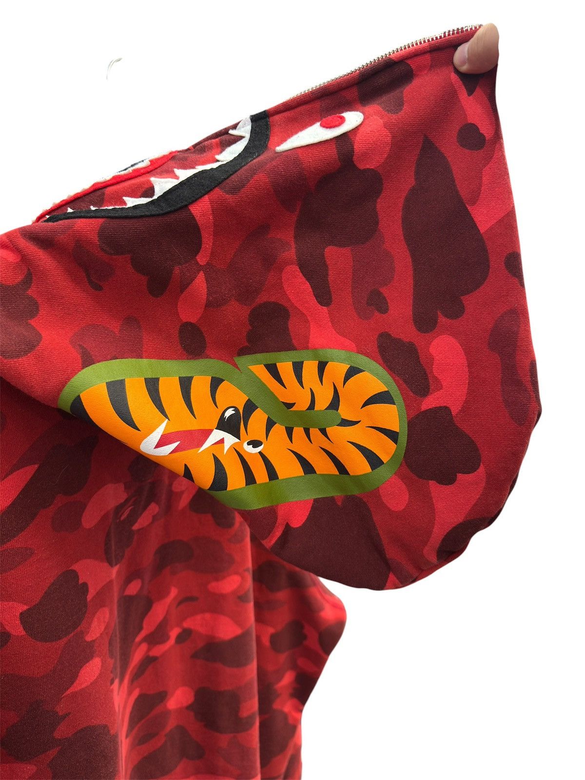 Bape Bape Red Camo Shark Full Zip Hoodie Size US XXL / EU 58 / 5 - 4 Thumbnail