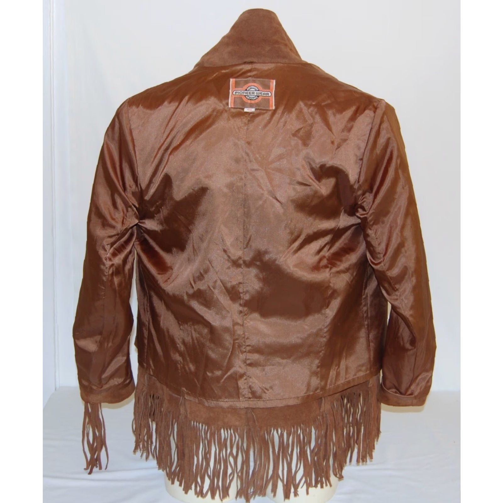 Vintage VINTAGE Pioneer Wear Men's Brown Fringe Real Leather Jacket Size 40 Retro Suede Size US XXS / EU 40 - 5 Thumbnail