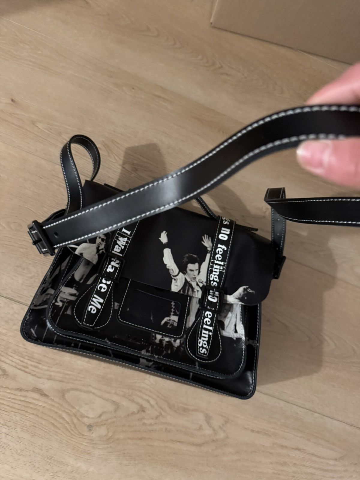 Dr. Martens Dr. Martens x Sex Pistols Brief Case Size ONE SIZE - 9 Thumbnail