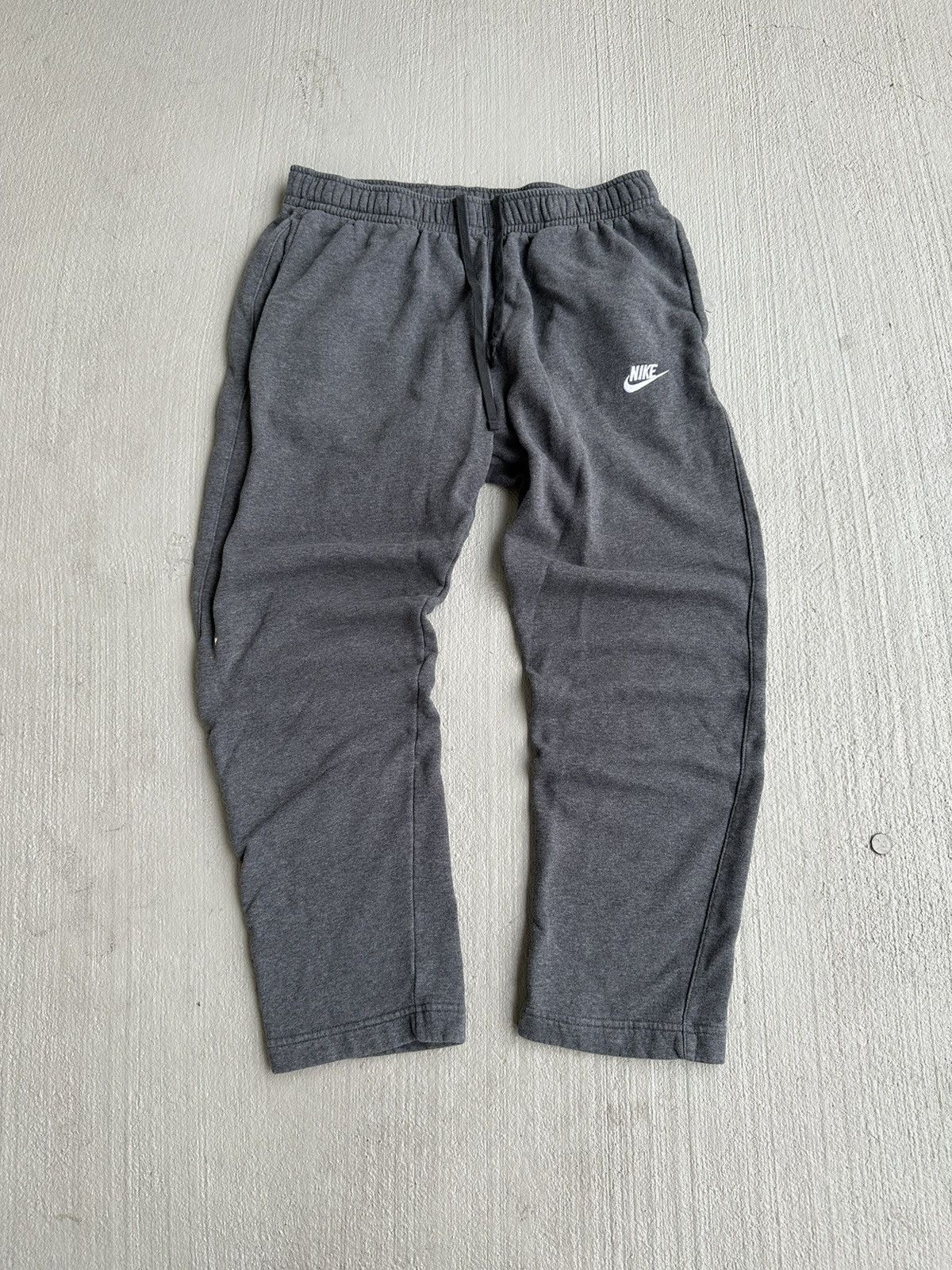 mens nike heritage sweatpants