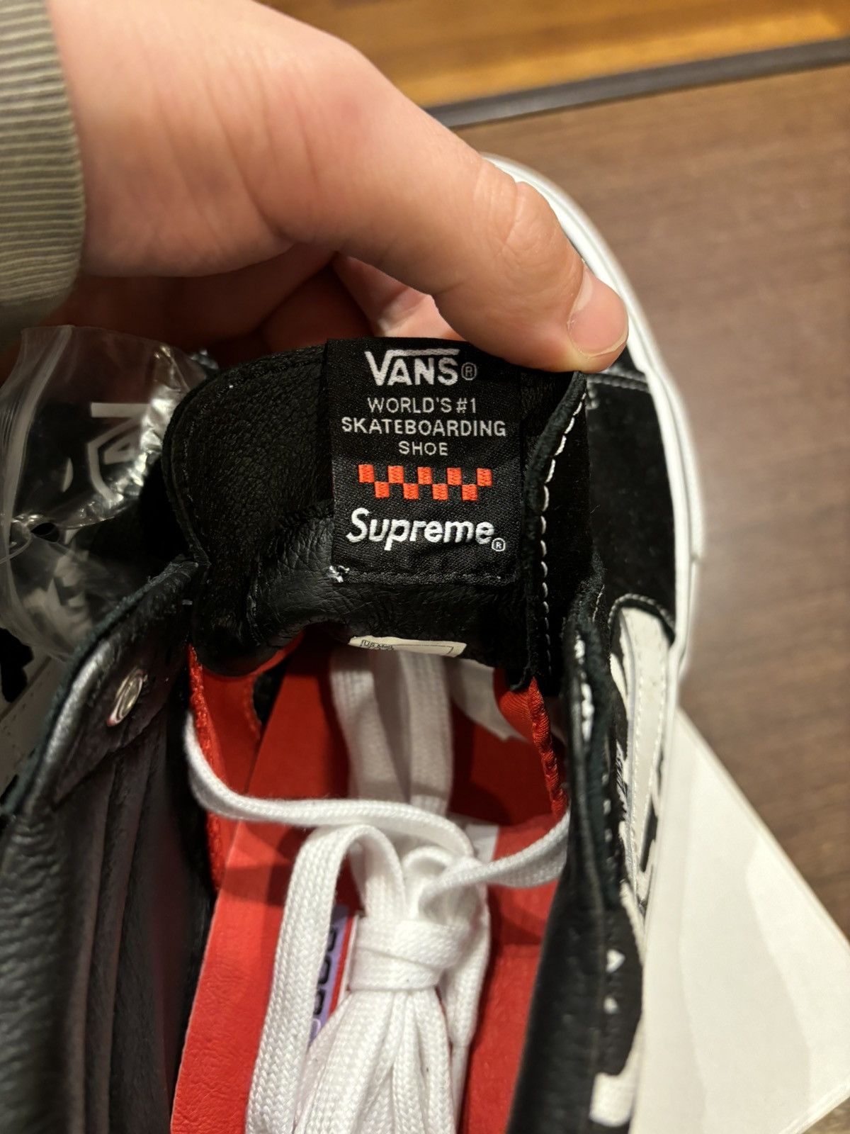 Supreme × Vans Supreme Vans Monogram Size US 10 / EU 43 - 6 Thumbnail