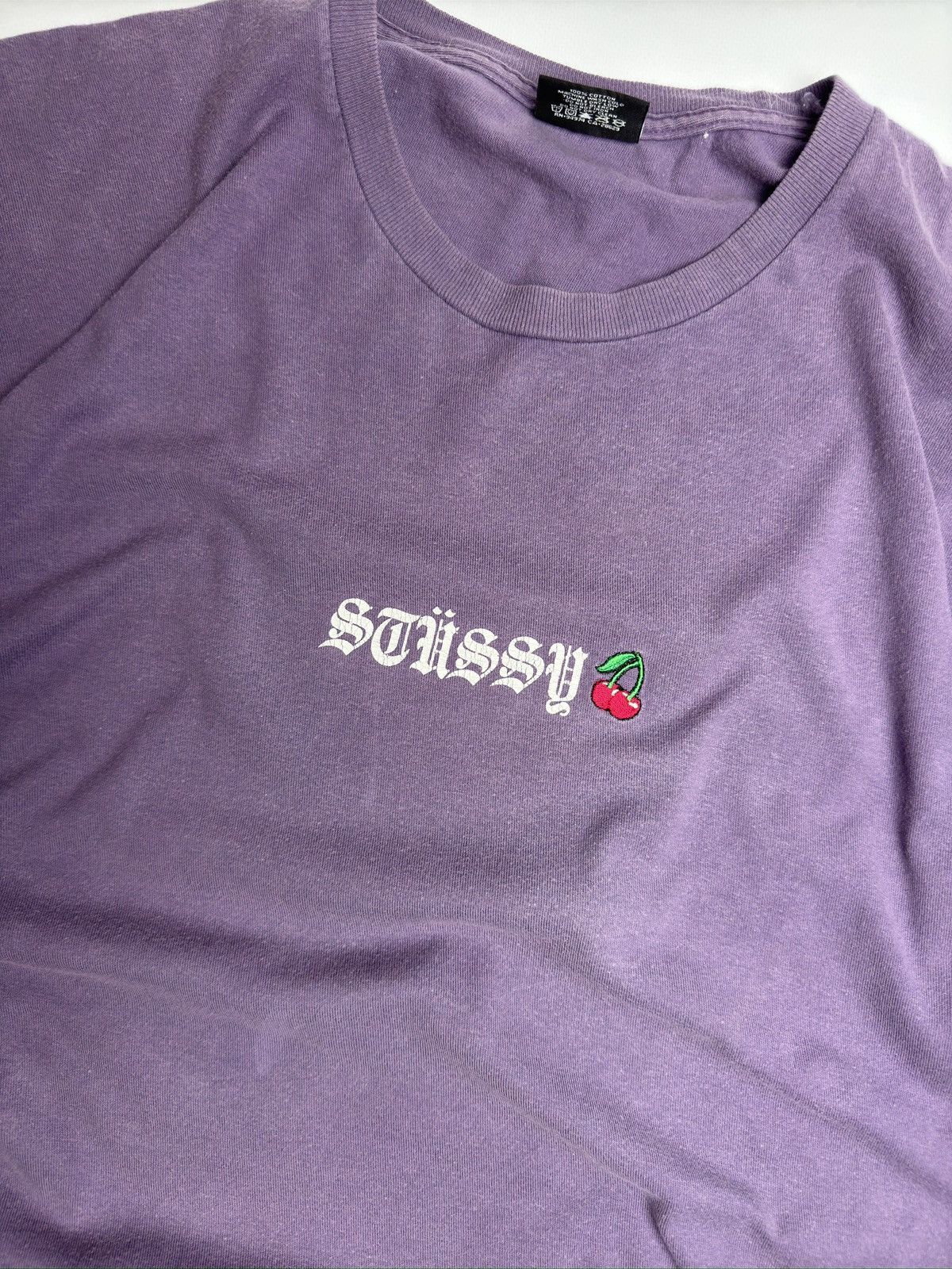 Stussy Vintage Stussy Cherry T-shirt Size US L / EU 52-54 / 3 - 4 Thumbnail