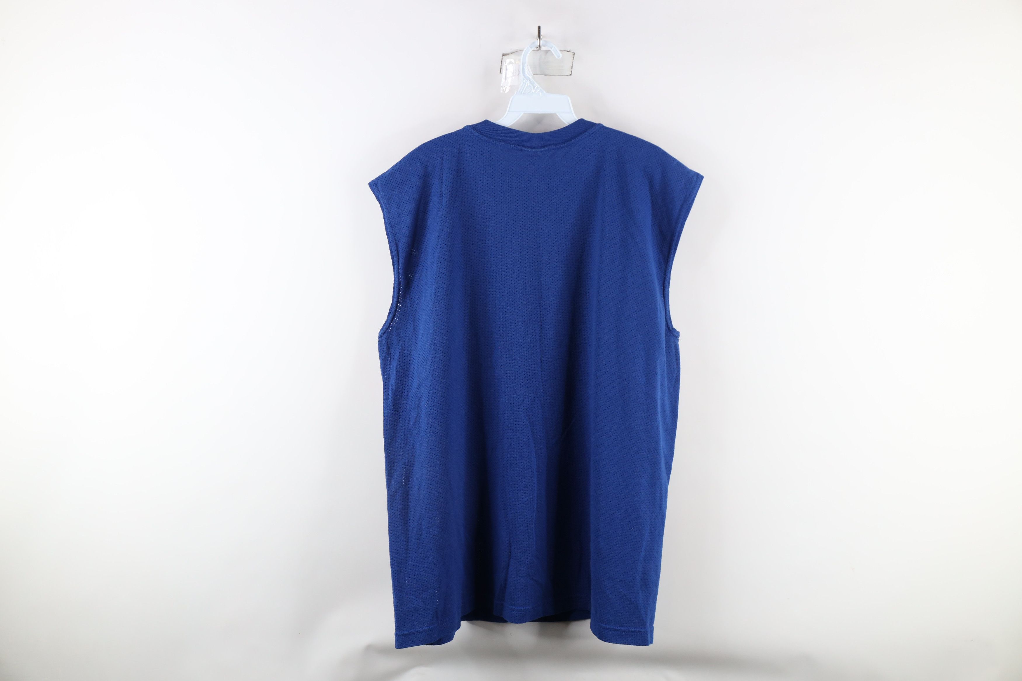 Vintage Vintage 90s Streetwear Mesh Sleeveless Muscle T-Shirt Blue Size US L / EU 52-54 / 3 - 8 Thumbnail