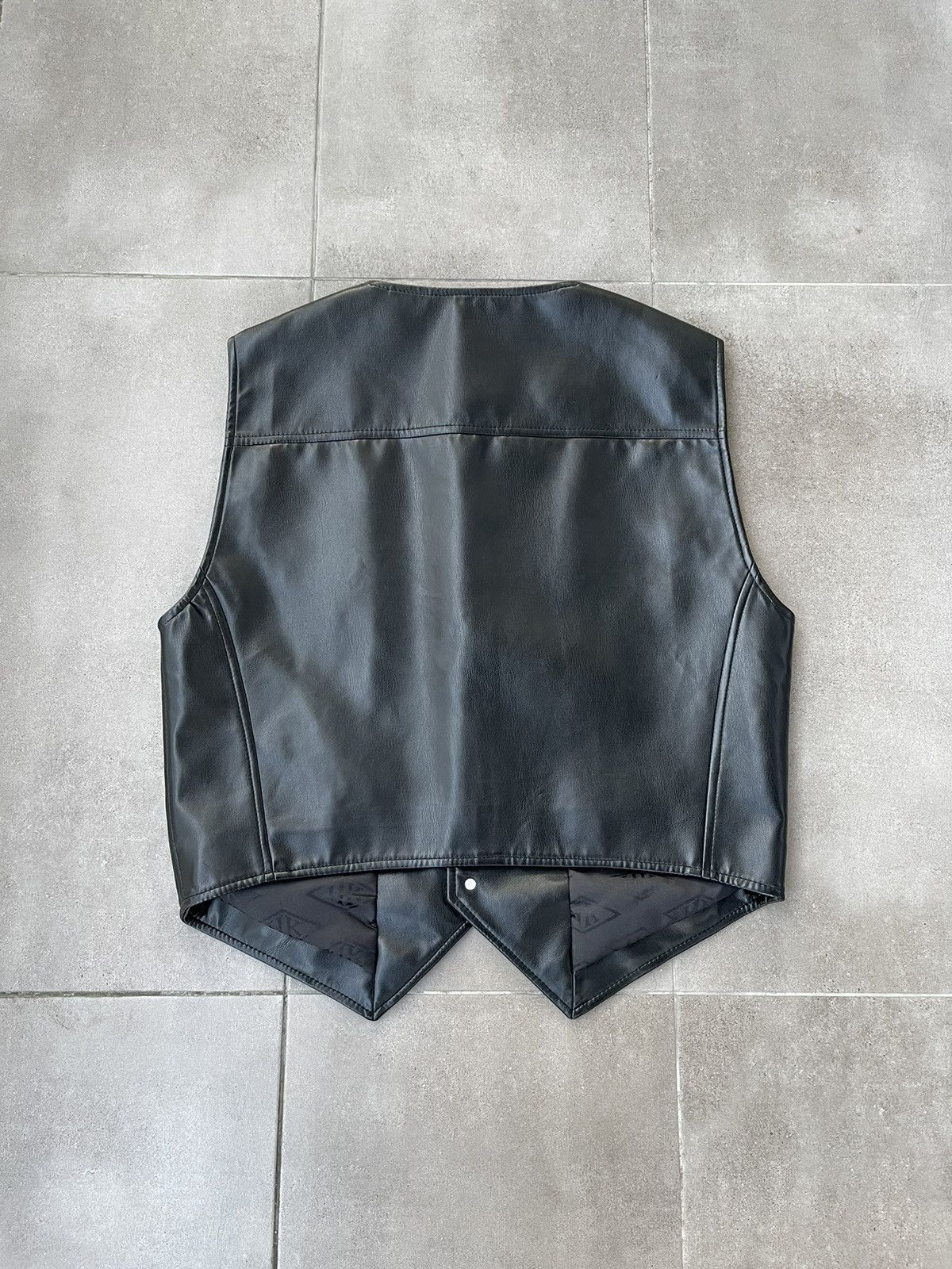 Han Kjobenhavn !DS! FW22 Han Kjobenhavn Button Up Cargo Vest Size US S / EU 44-46 / 1 - 12 Thumbnail
