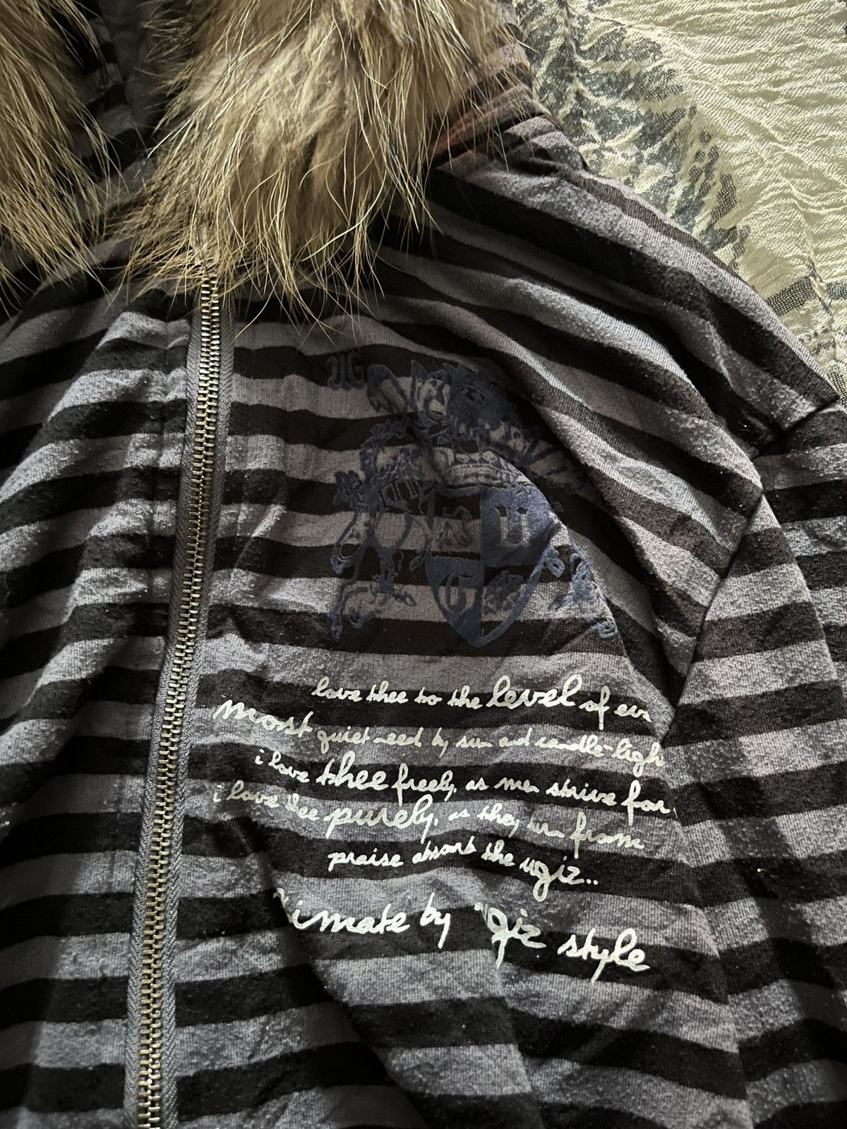 Isamu Katayama Backlash 2000s ugiz faux fur poem striped hoodie Size US M / EU 48-50 / 2 - 3 Thumbnail