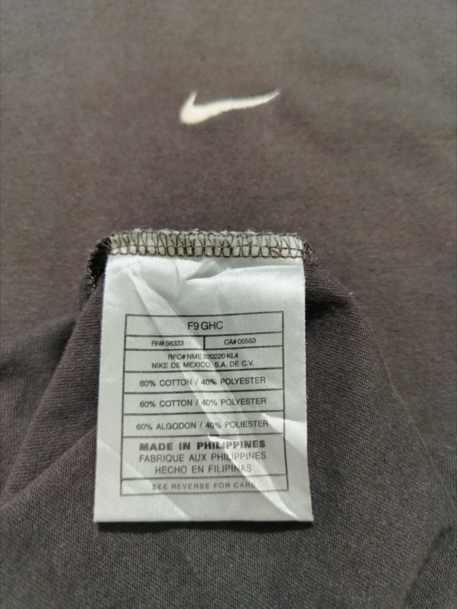 Nike Vintage Nike Mini Swoosh T-Shirt Choco Brown Size US L / EU 52-54 / 3 - 8 Thumbnail