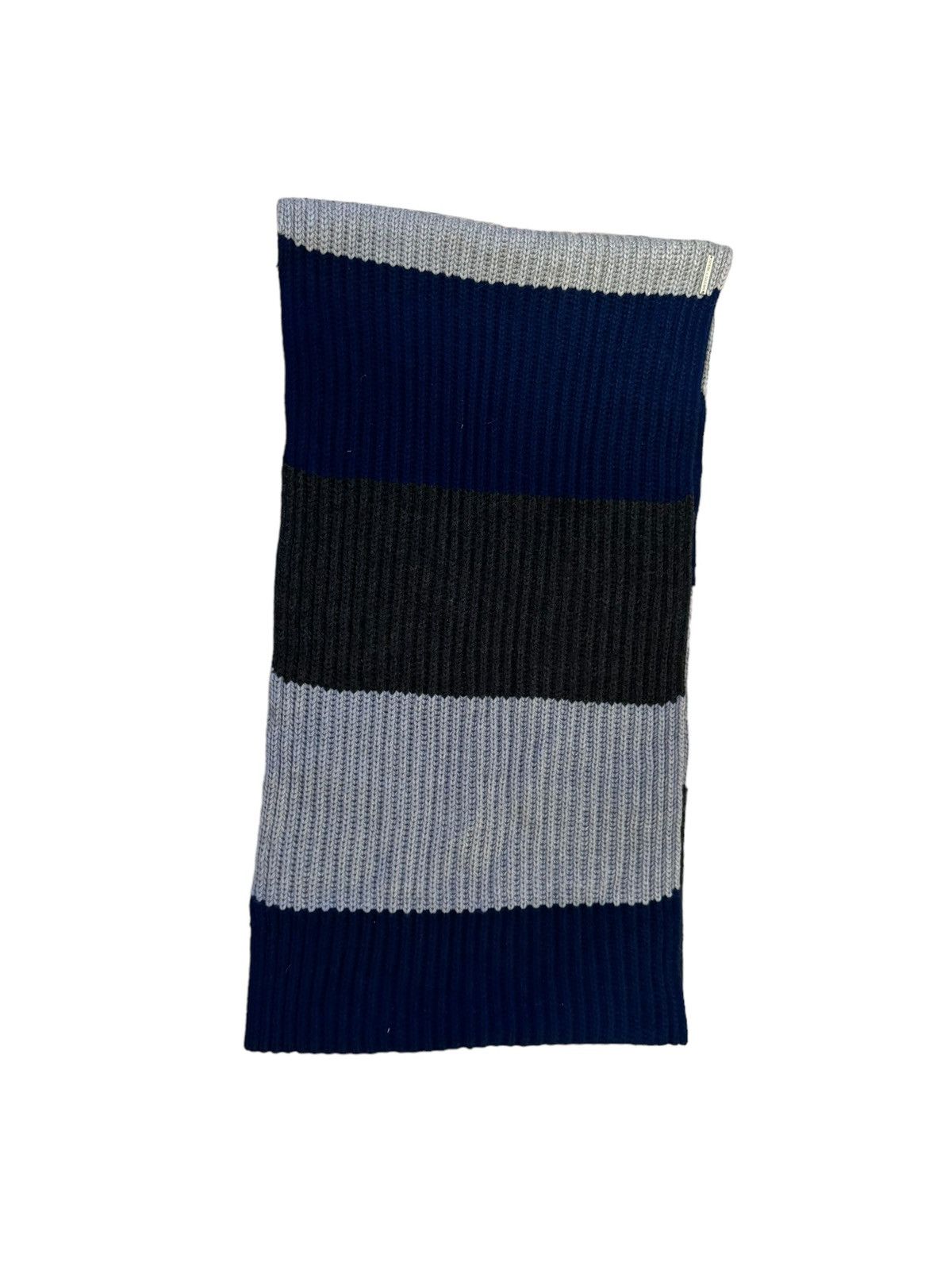 Michael Kors Michael Kors Neck Warmer Snoop Cowl Scarf Wrap Size ONE SIZE - 3 Thumbnail