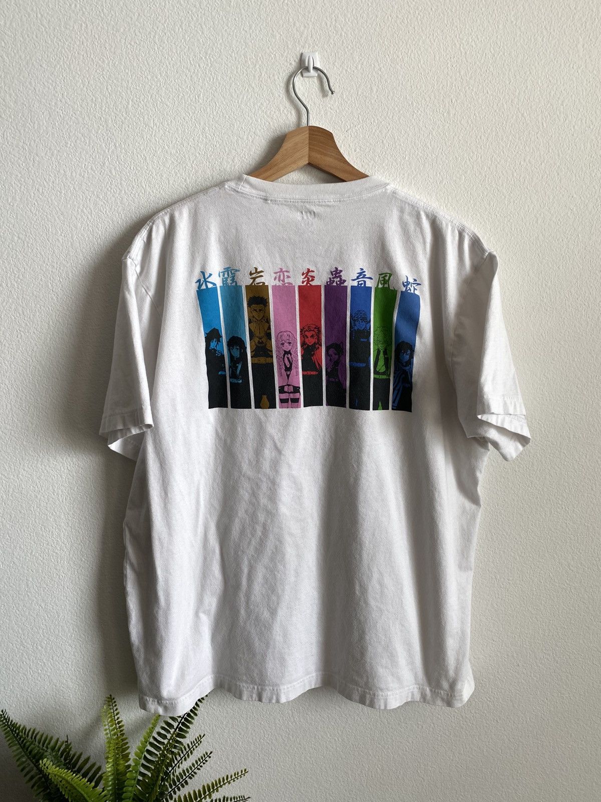 Uniqlo Uniqlo Sailor Moon Tee Size US XL / EU 56 / 4 - 1 Thumbnail