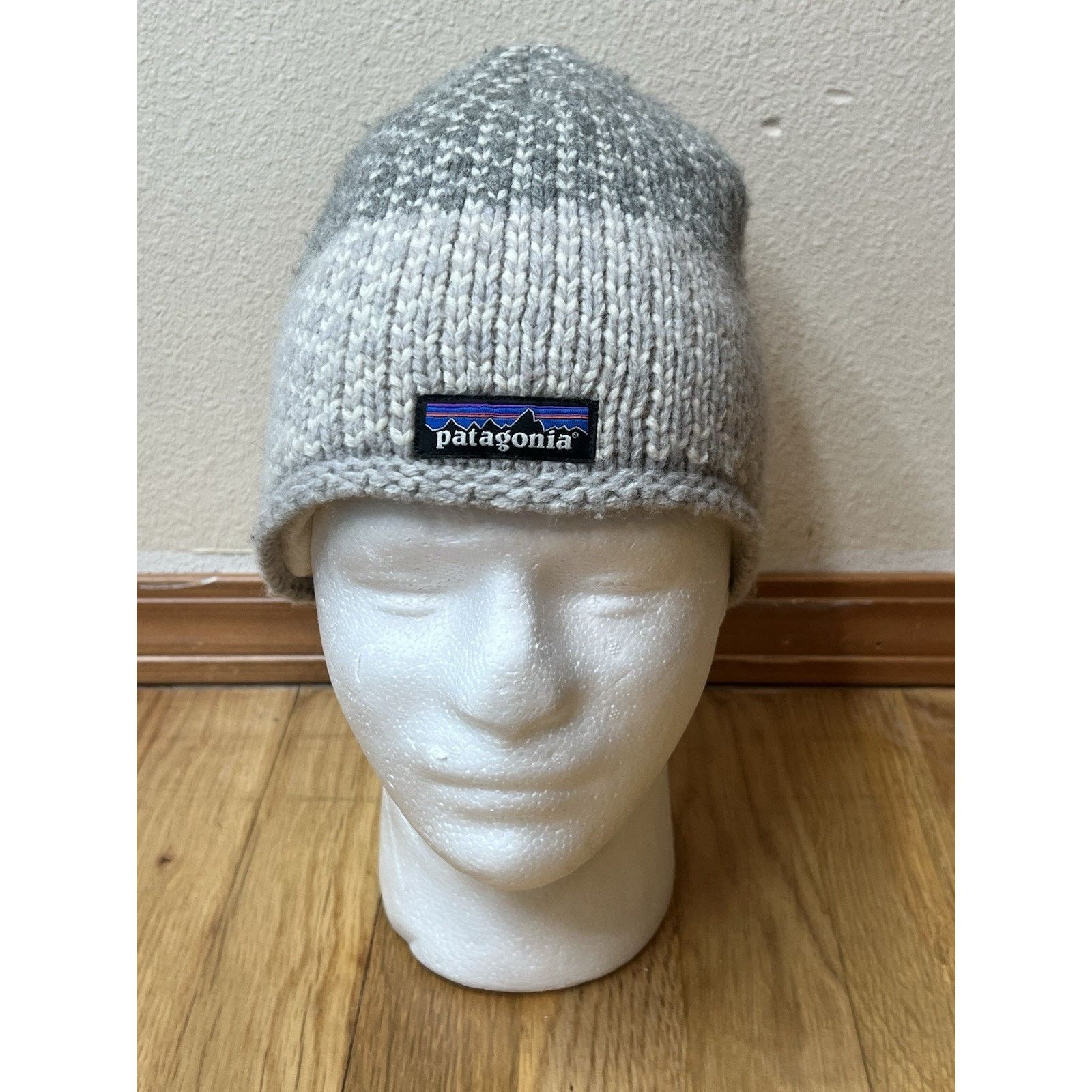 Patagonia Patagonia Gray Merino Wool Beanie Beatrice Fleece Lined Size ONE SIZE - 1 Thumbnail