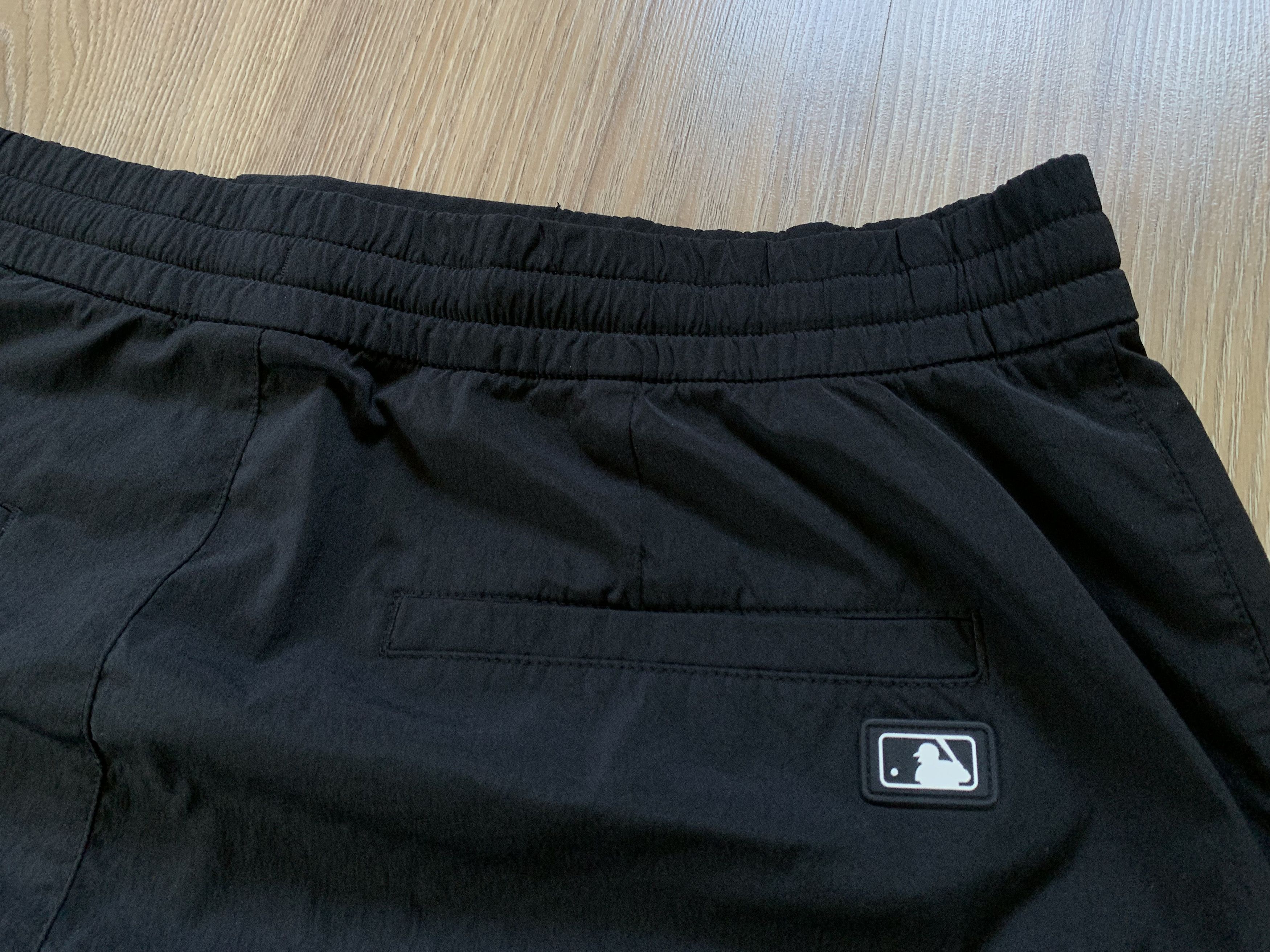 MLB MLB Mens New York Yankees Black Sport Cargo Pants Size US 36 / EU 52 - 13 Thumbnail