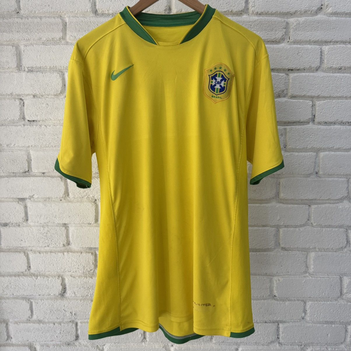 Nike Nike Brazil Jersey Size US M / EU 48-50 / 2 - 1 Thumbnail