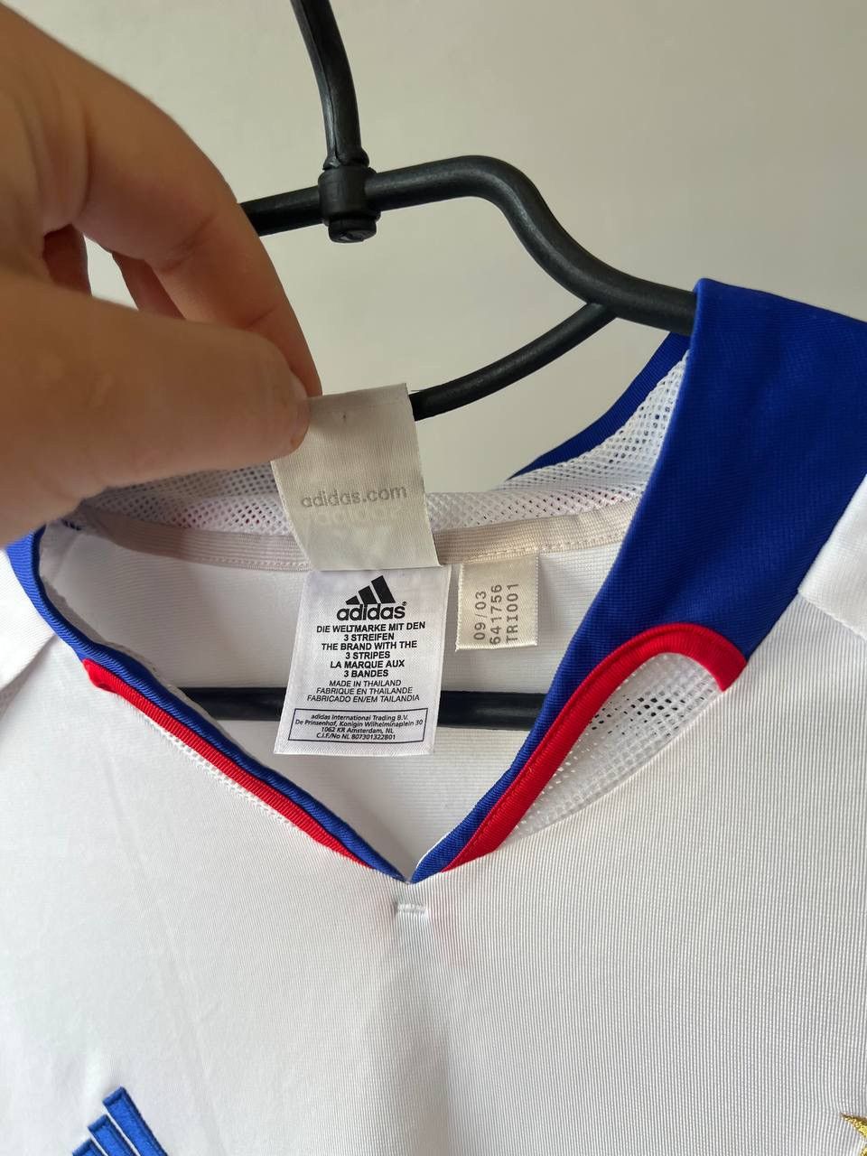 Adidas 2004/06 FRANCE TEAM AWAY SOCCER JERSEY FOOTBALL SHIRT ADIDAS Size US L / EU 52-54 / 3 - 7 Thumbnail