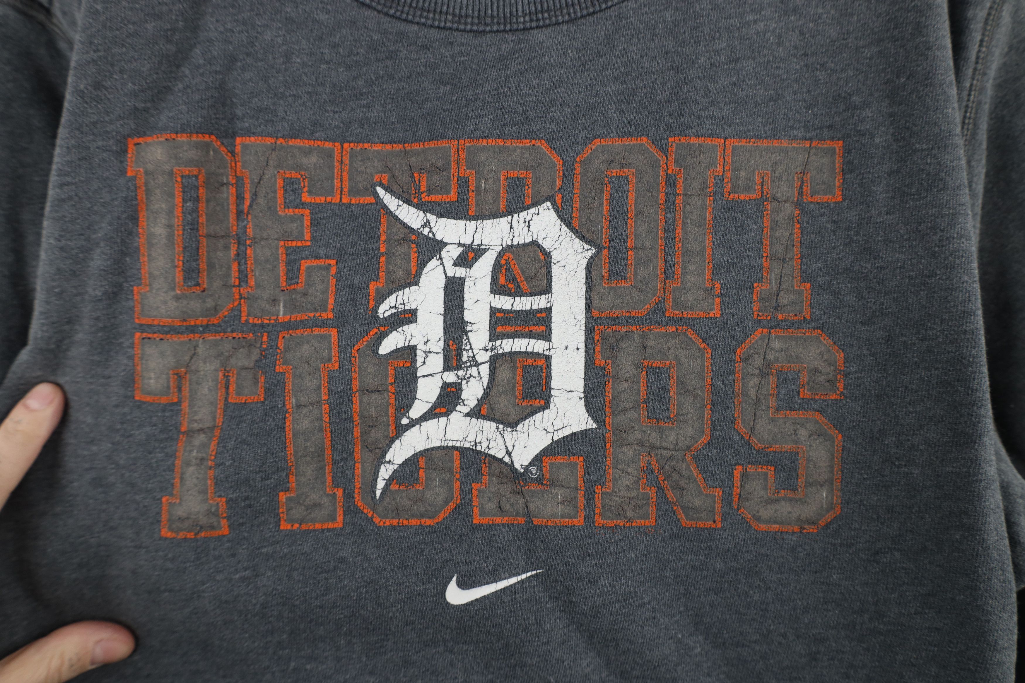 Vintage Vintage Y2K Center Swoosh Detroit Tigers Baseball Sweatshirt Size XL / US 12-14 / IT 48-50 - 4 Thumbnail