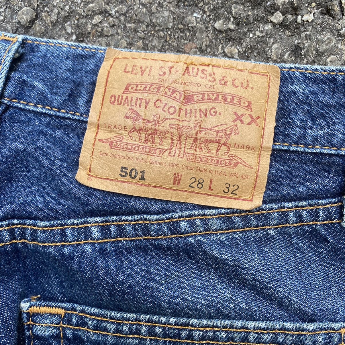 Levi's × Vintage Vintage Levi's 501 Jeans Button #501 Made in USA 90s Denim Size US 28 / EU 44 - 15 Thumbnail