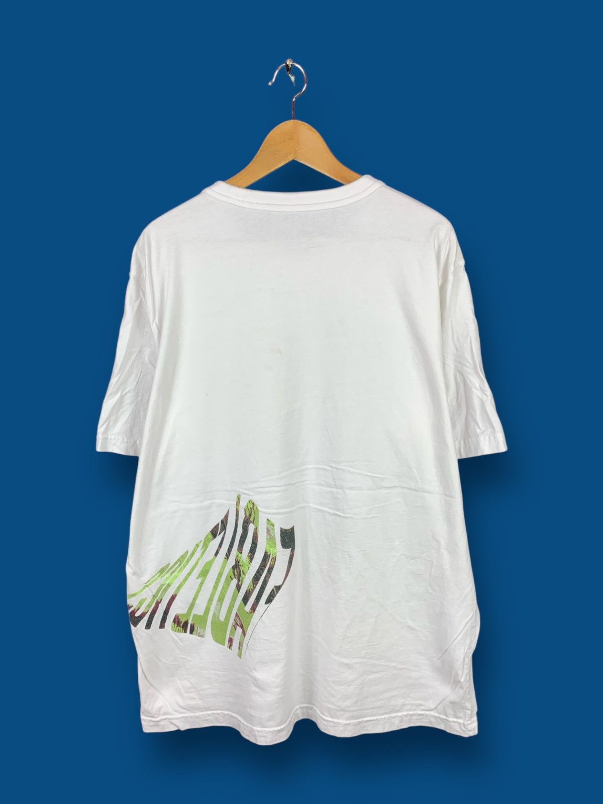 Fabletics Steals! Fabletics Script Tee All Over Print Streetwear Size US XL / EU 56 / 4 - 2 Thumbnail