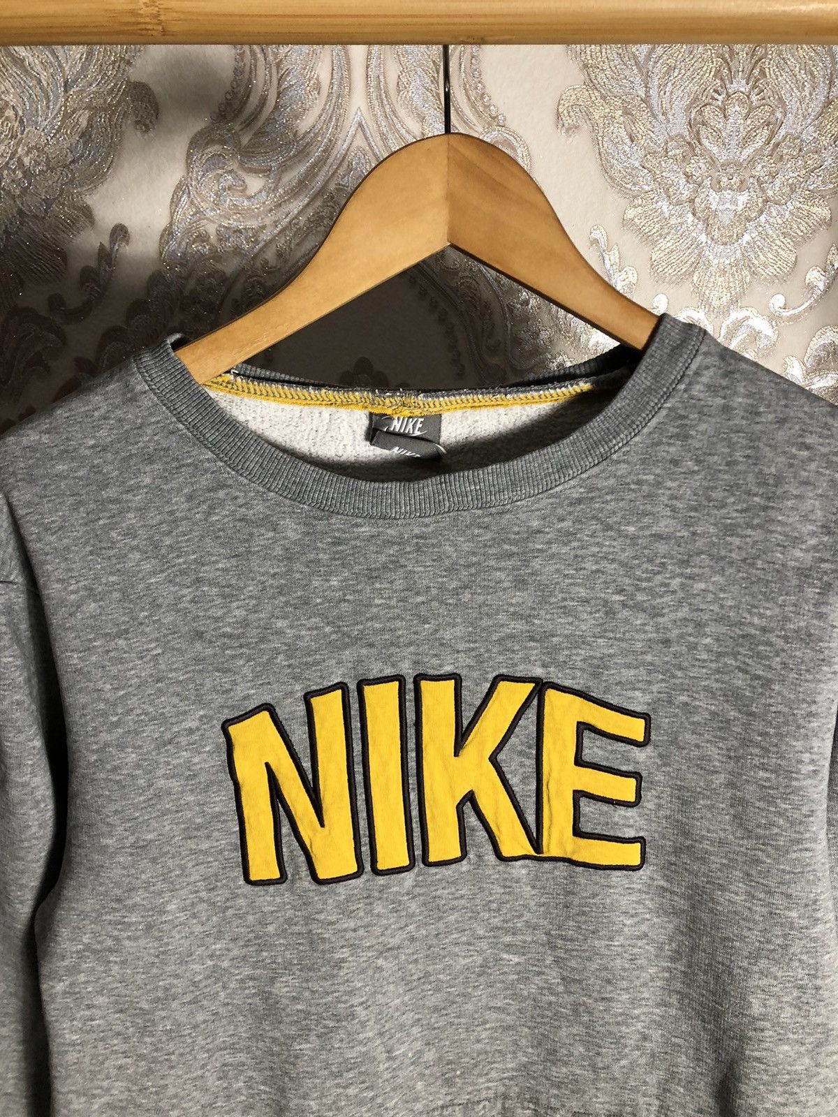 Nike VINTAGE NIKE BIG LOGO SWEATSHIRT RETRO SWOOSH DRILL Y2K 90s Size US XS / EU 42 / 0 - 2 Thumbnail