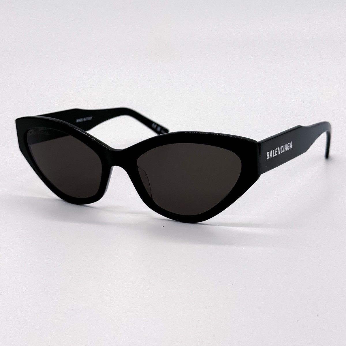 Balenciaga NEW BALENCIAGA BB0306S 001 CAT EYE BLACK WOMEN SUNGLASSES Size ONE SIZE - 3 Thumbnail