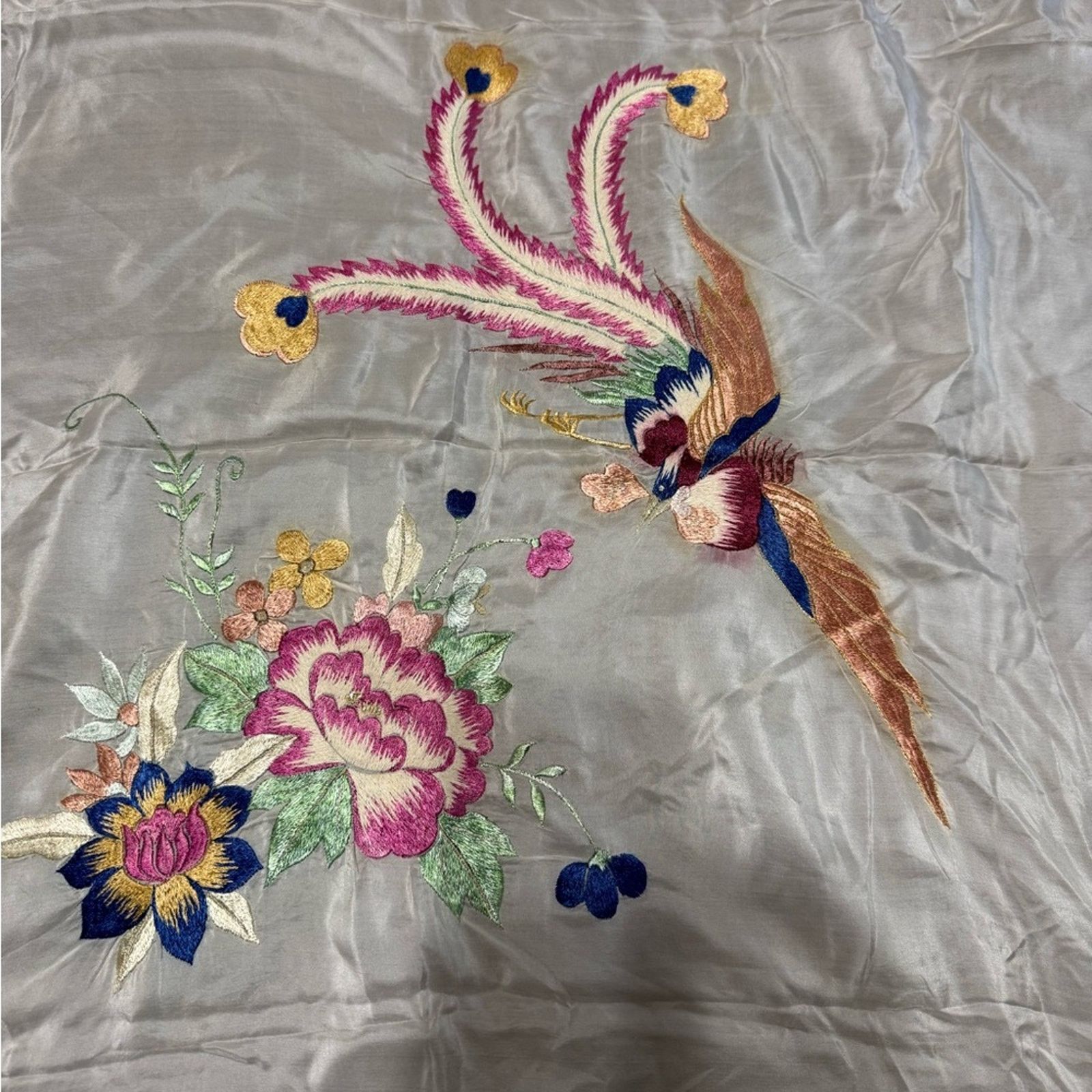 NBDN Nobrandedon Large VTG hand embroidered silk scarf/wrap Size ONE SIZE - 5 Thumbnail