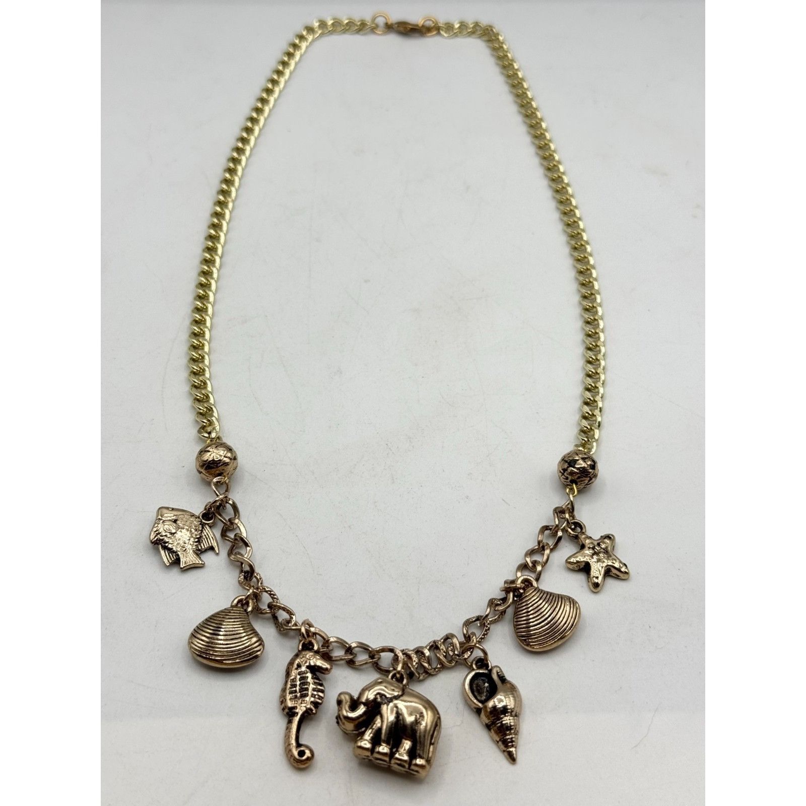 Vintage Vintage gold tone Sealife jungle charm necklace Size ONE SIZE - 3 Thumbnail