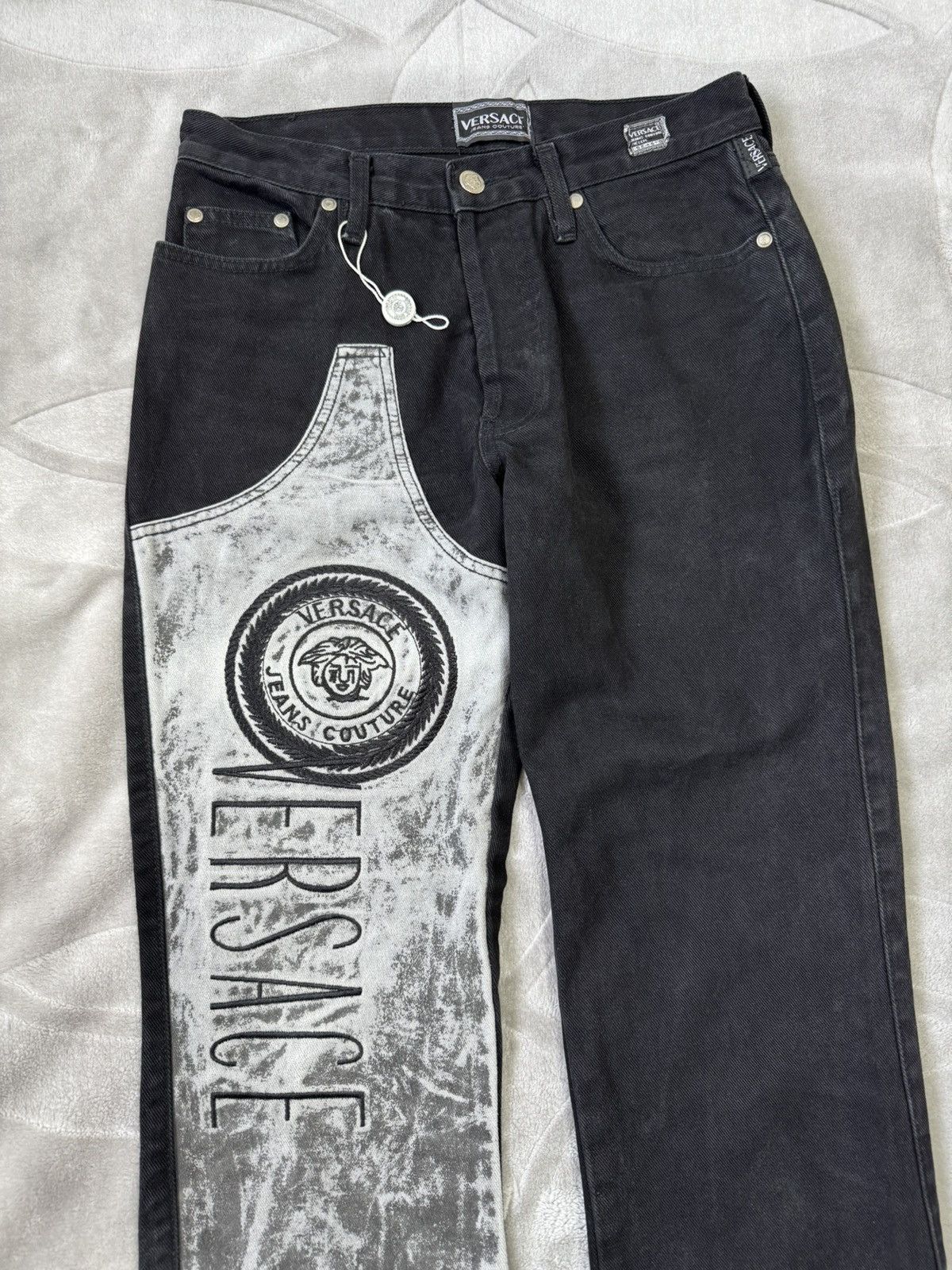 Versace Versace Jeans Couture Vintage 90S Big Logo Cowboy Jeans 30 Size US 30 / EU 46 - 4 Thumbnail