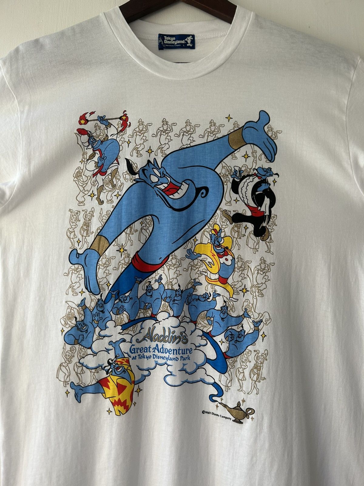 Vintage Vintage 1990s Aladdin Disney Promo Tokyo Disneyland Park Tee Size US L / EU 52-54 / 3 - 1 Thumbnail