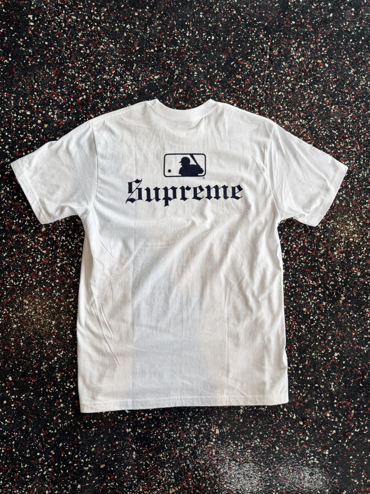 MLB × Supreme Supreme x MLB NY Yankee Tee Size US M / EU 48-50 / 2 - 2 Thumbnail