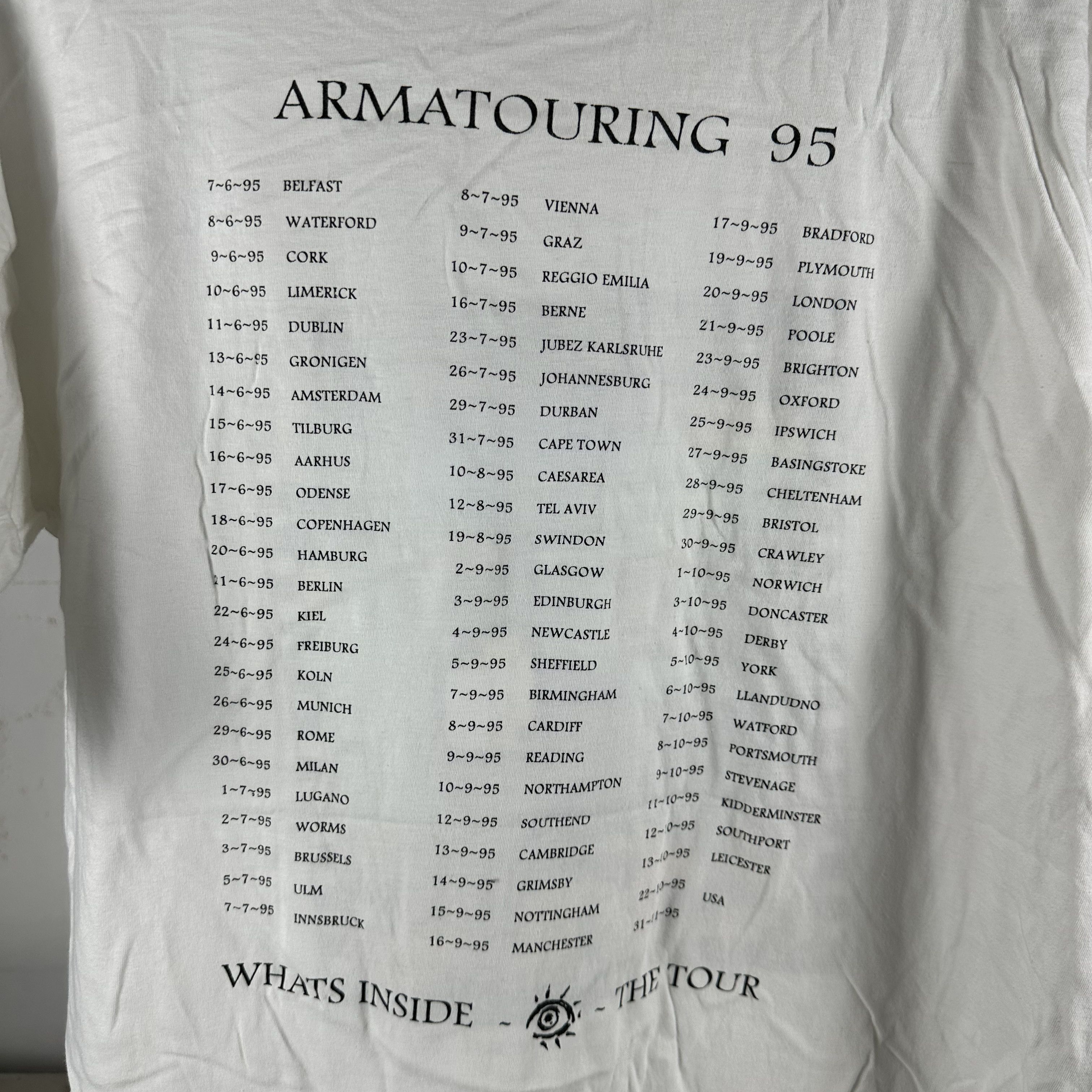 Vintage Vintage 1995 Joan Armatrading What's Inside Tour T-Shirt Size US XL / EU 56 / 4 - 4 Thumbnail