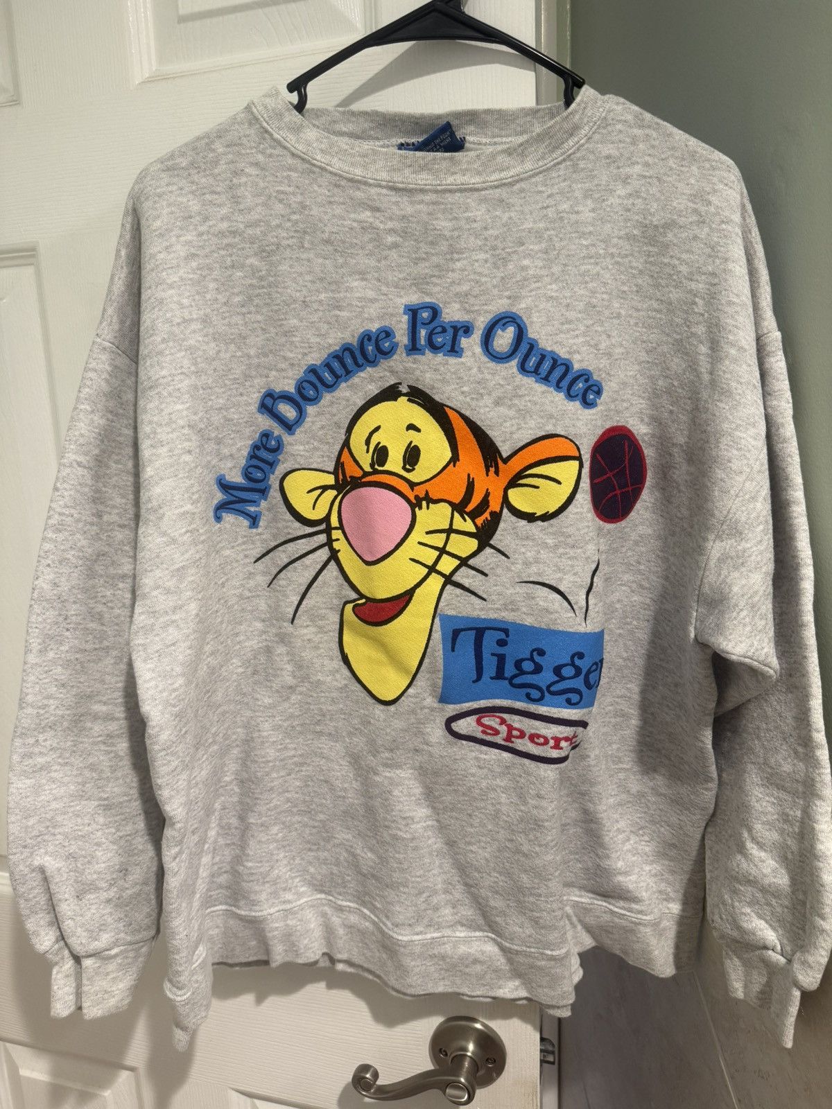 Disney Vintage Disney Tigger Sweatshirt Size US M / EU 48-50 / 2 - 1 Thumbnail