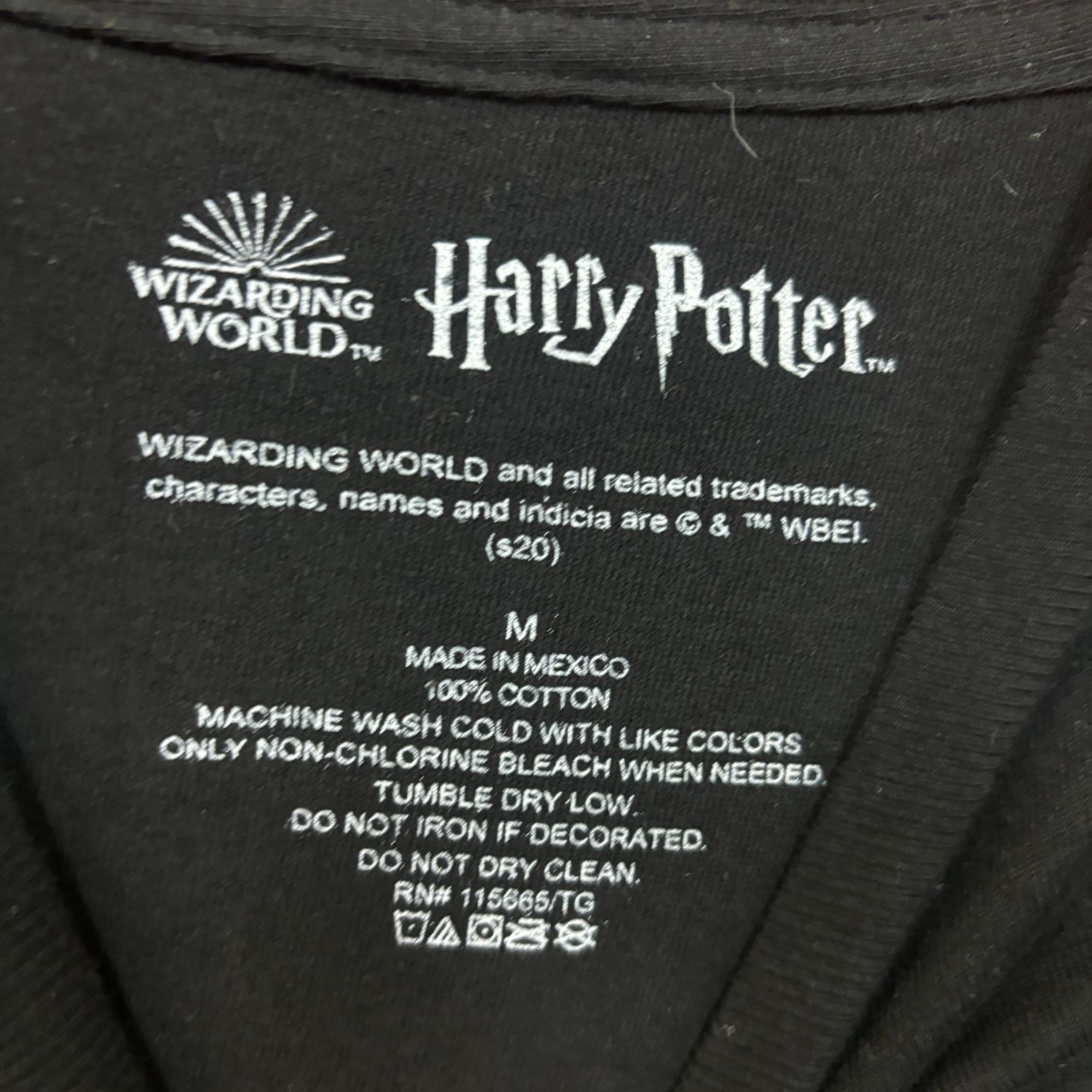 Warner Bros Harry Potter Expecto Patronum T-shirt size medium Size US M / EU 48-50 / 2 - 4 Thumbnail