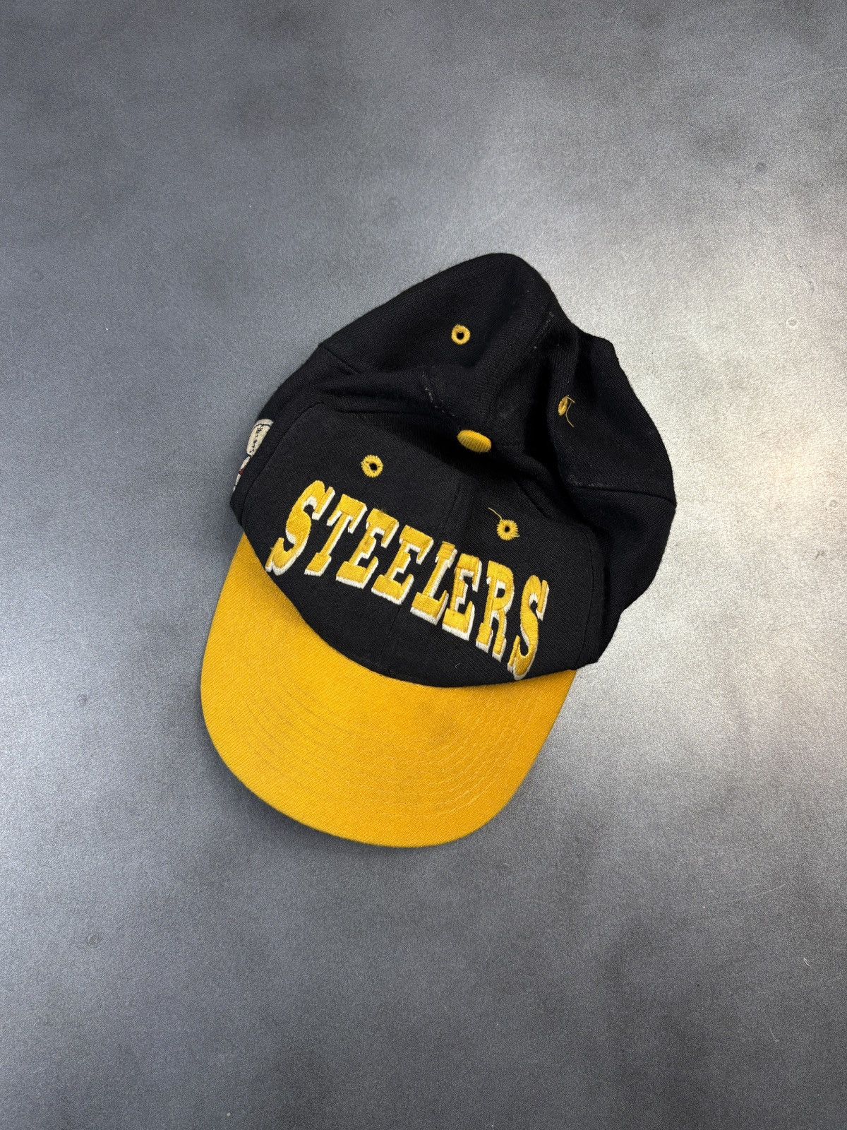 NFL × Vintage Vintage Pittsburgh Steelers Snapback NFL Team Snapback 1990s Size ONE SIZE - 2 Thumbnail