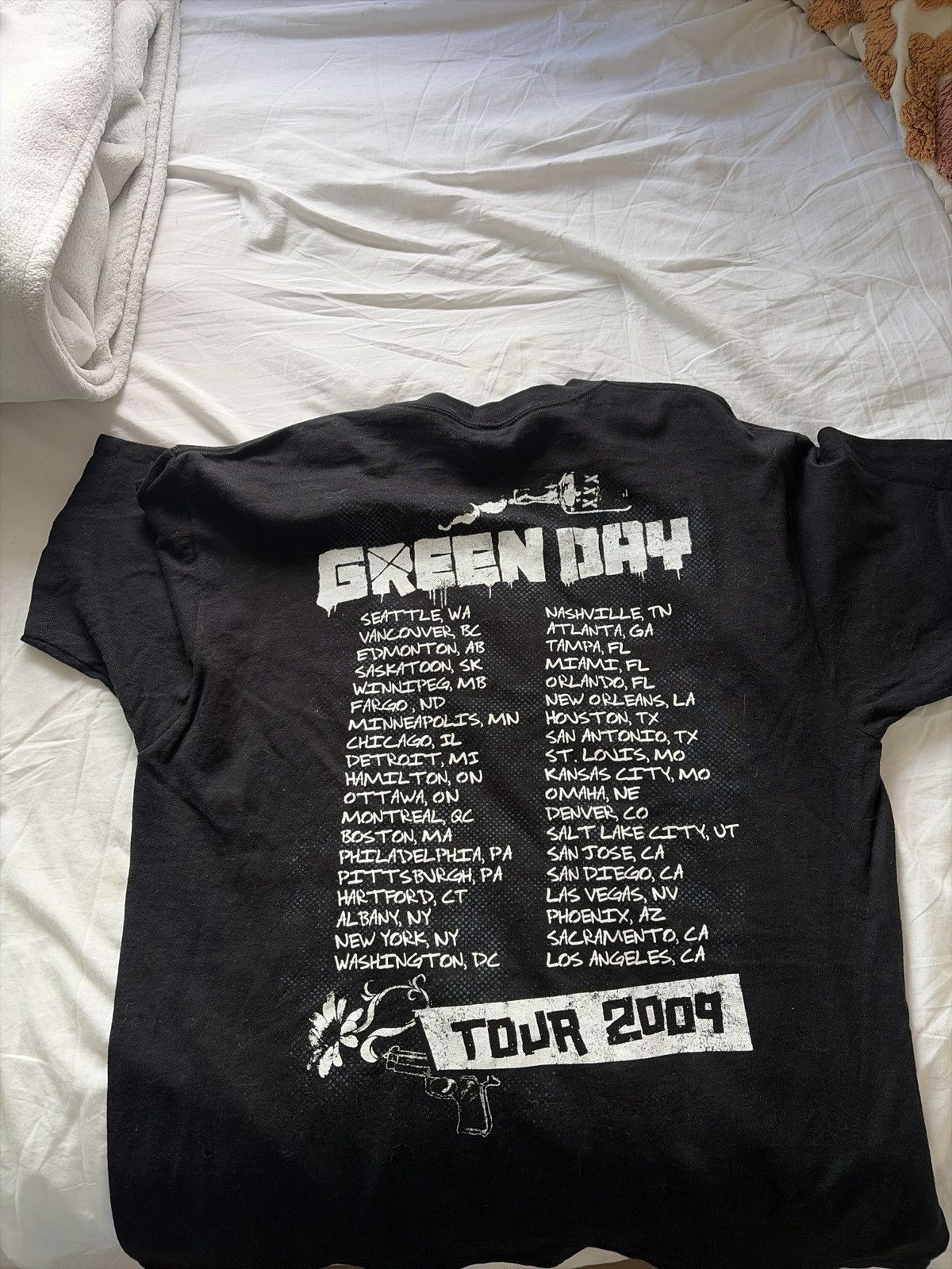 Other 2009 CONCERT GREEN DAY TEE Size US XL / EU 56 / 4 - 2 Thumbnail