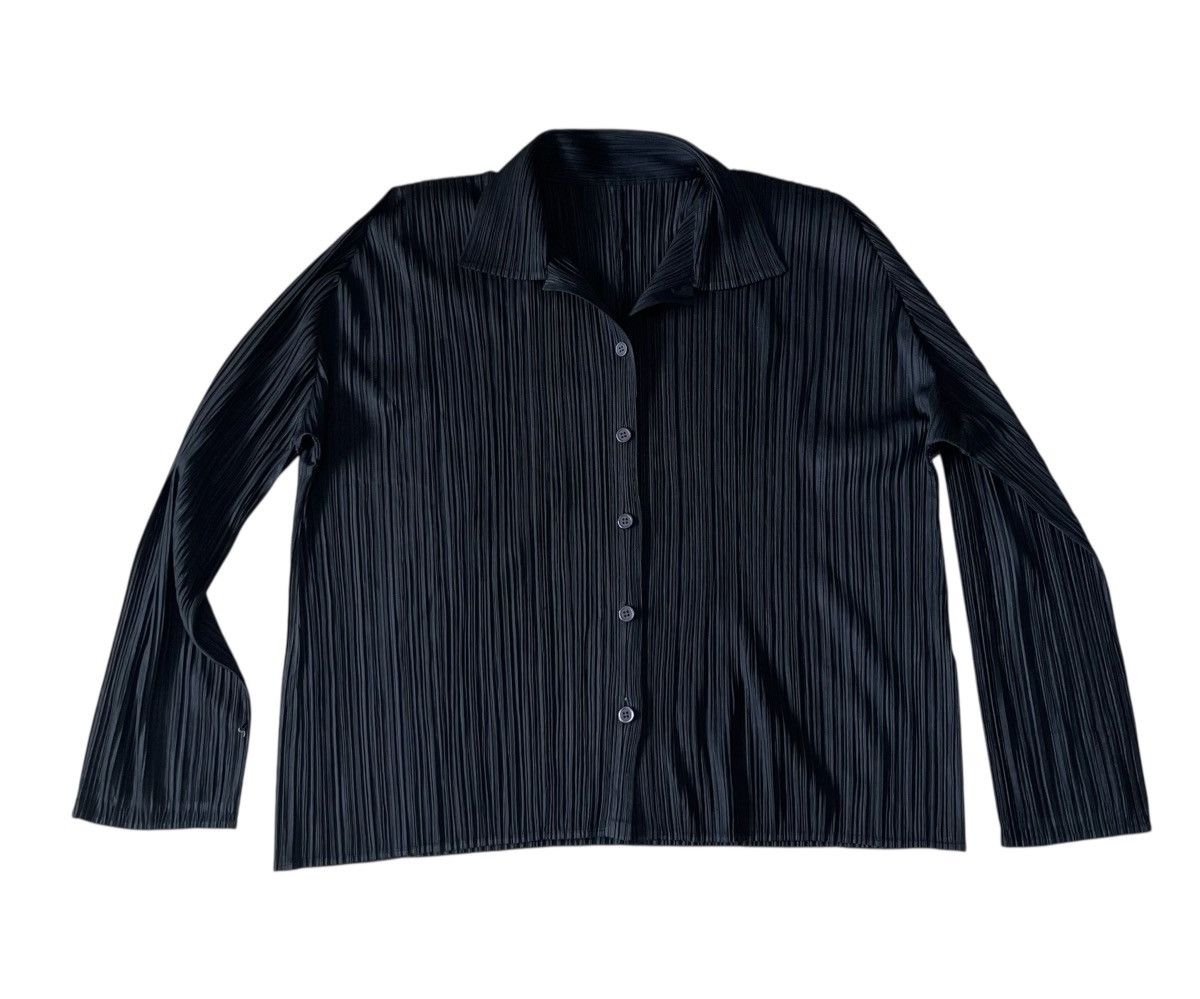 Pleats Please Issey Miyake TAX FREE 🇺🇸 issey miyake pleats please black boxy shirt Size S / US 4 / IT 40 - 1 Thumbnail